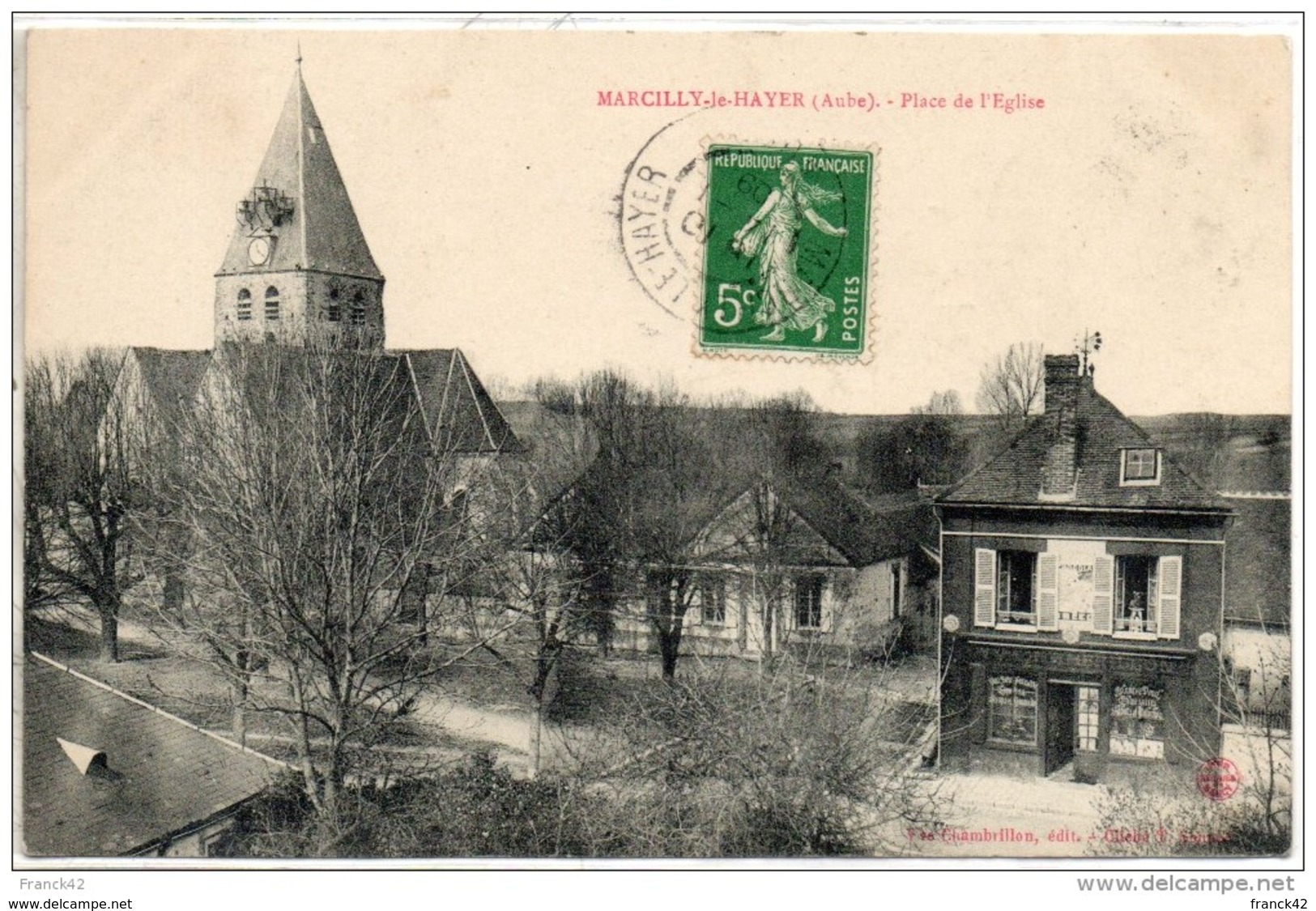 10. Marcilly Le Hayer. Place De L'eglise - Marcilly