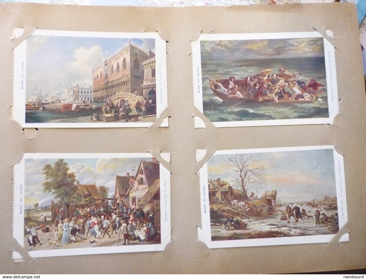 Album ancien contenant 389 cartes postales de tableaux célèbres