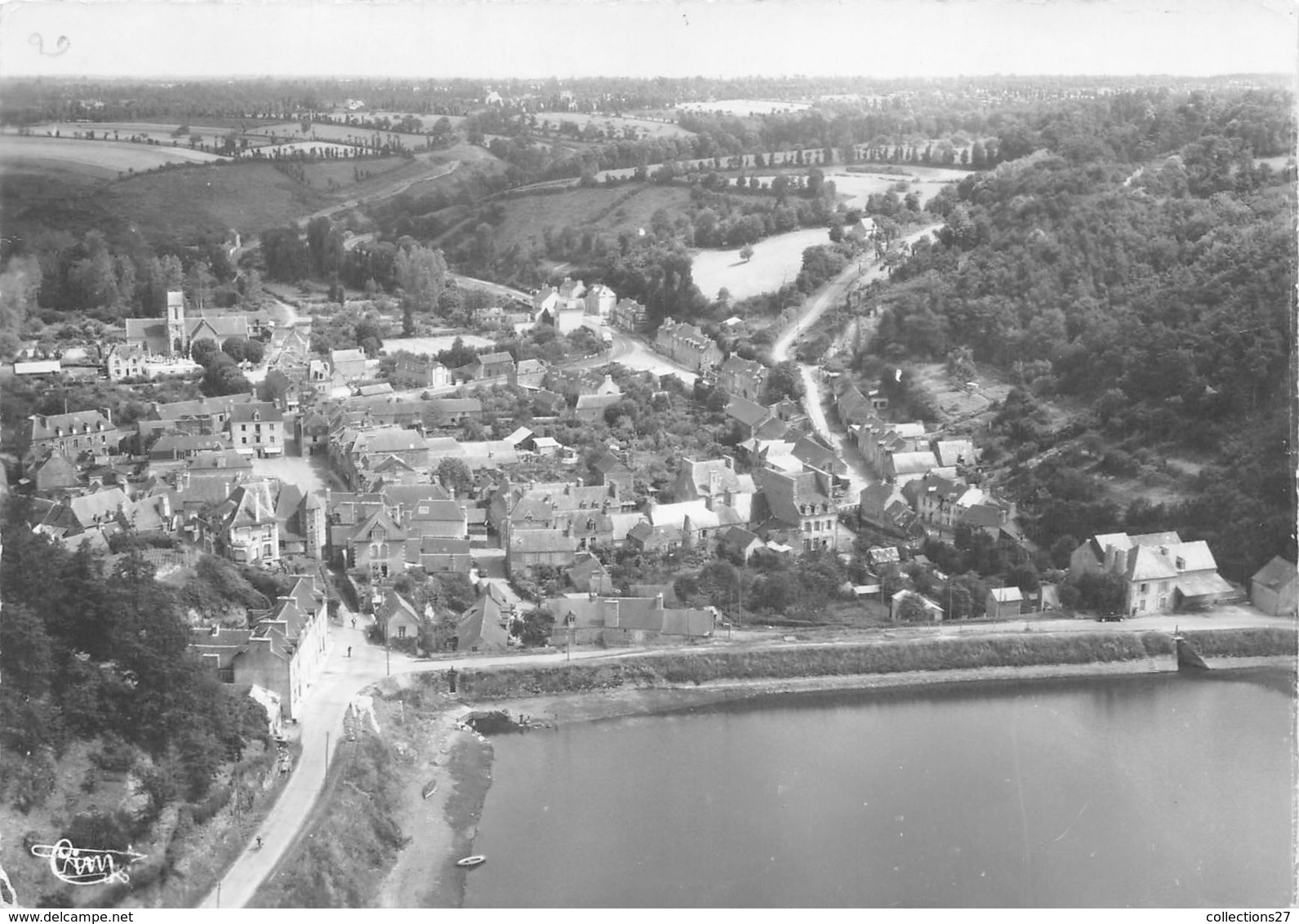 22-JUGON- L'ETANG ET VUE PANORAMIQUE DU CIEL - Jugon-les-Lacs