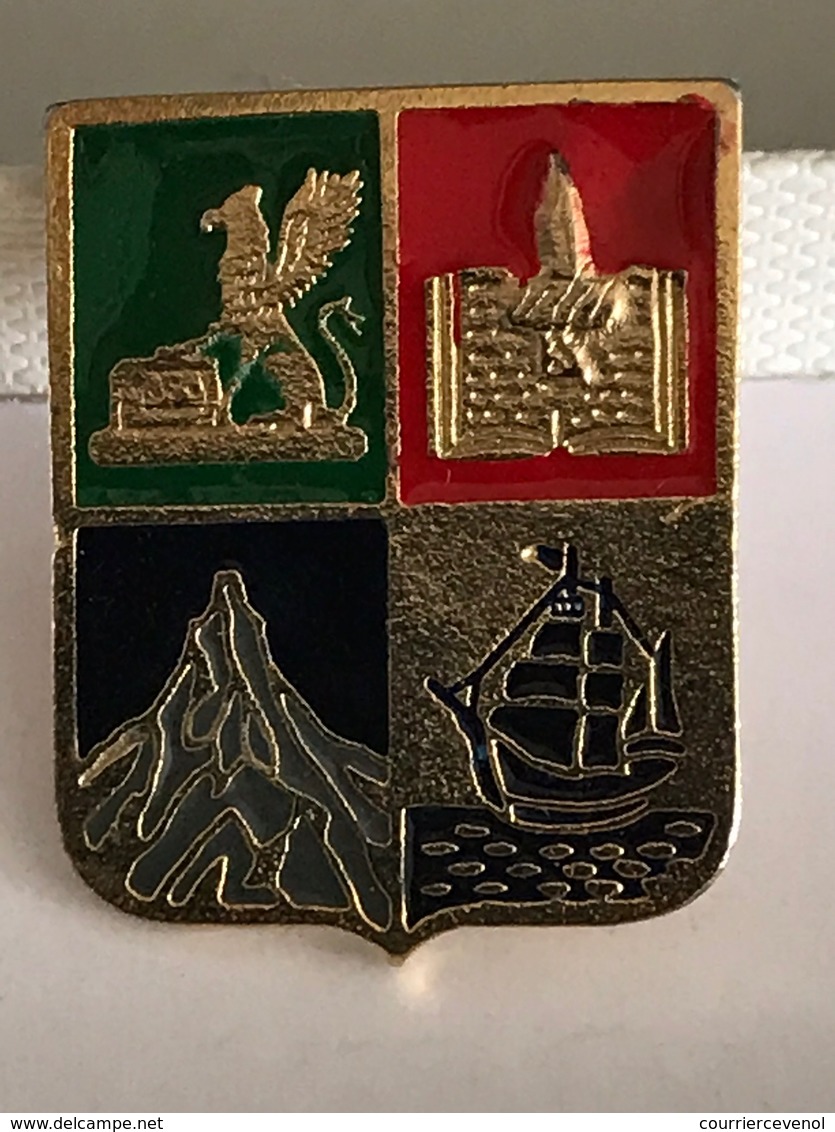 ITALIE - Insigne Italien - 3,5 Cm X 2,6 Cm. - Autres & Non Classés