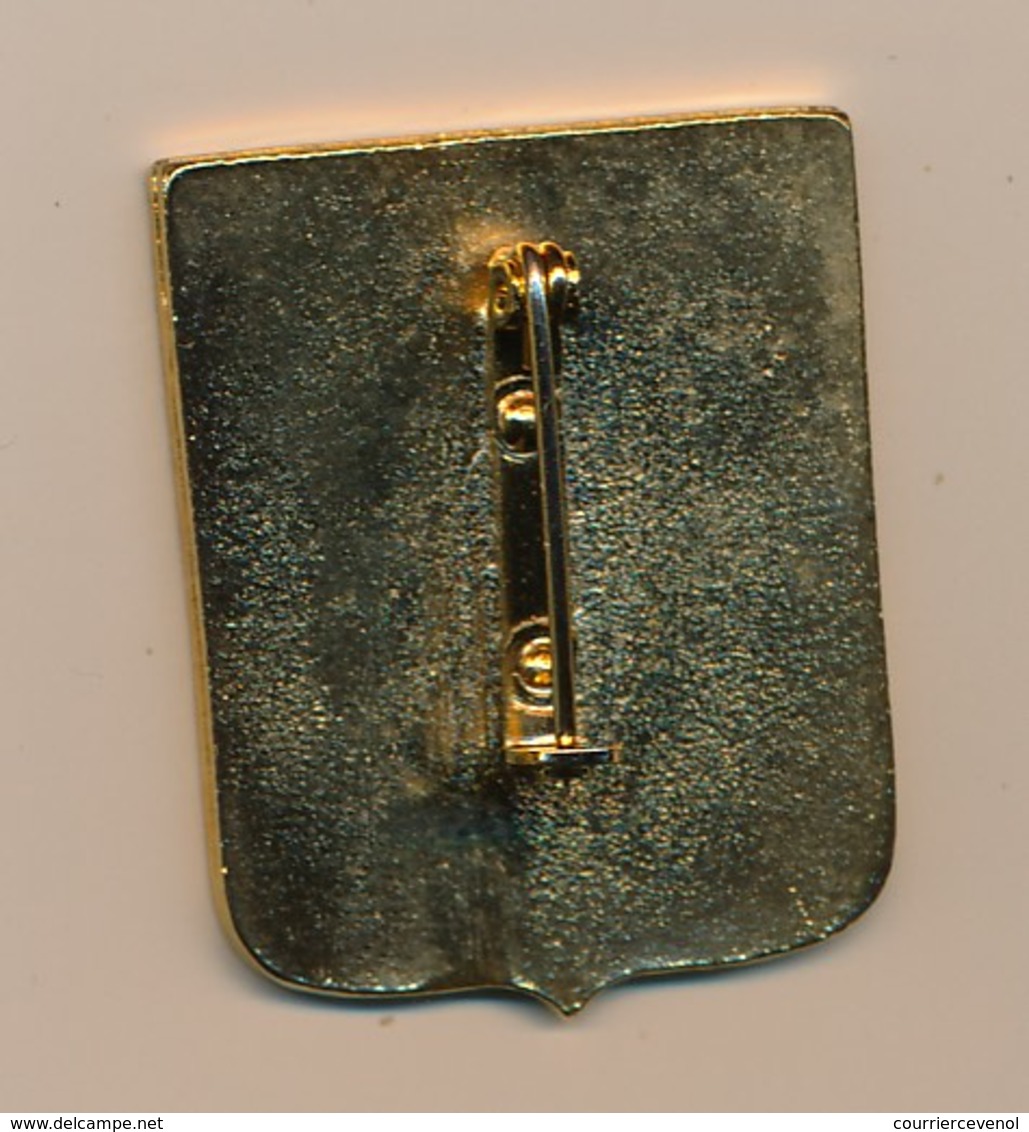 ITALIE - Insigne Italien - 3,5 Cm X 2,6 Cm. - Autres & Non Classés