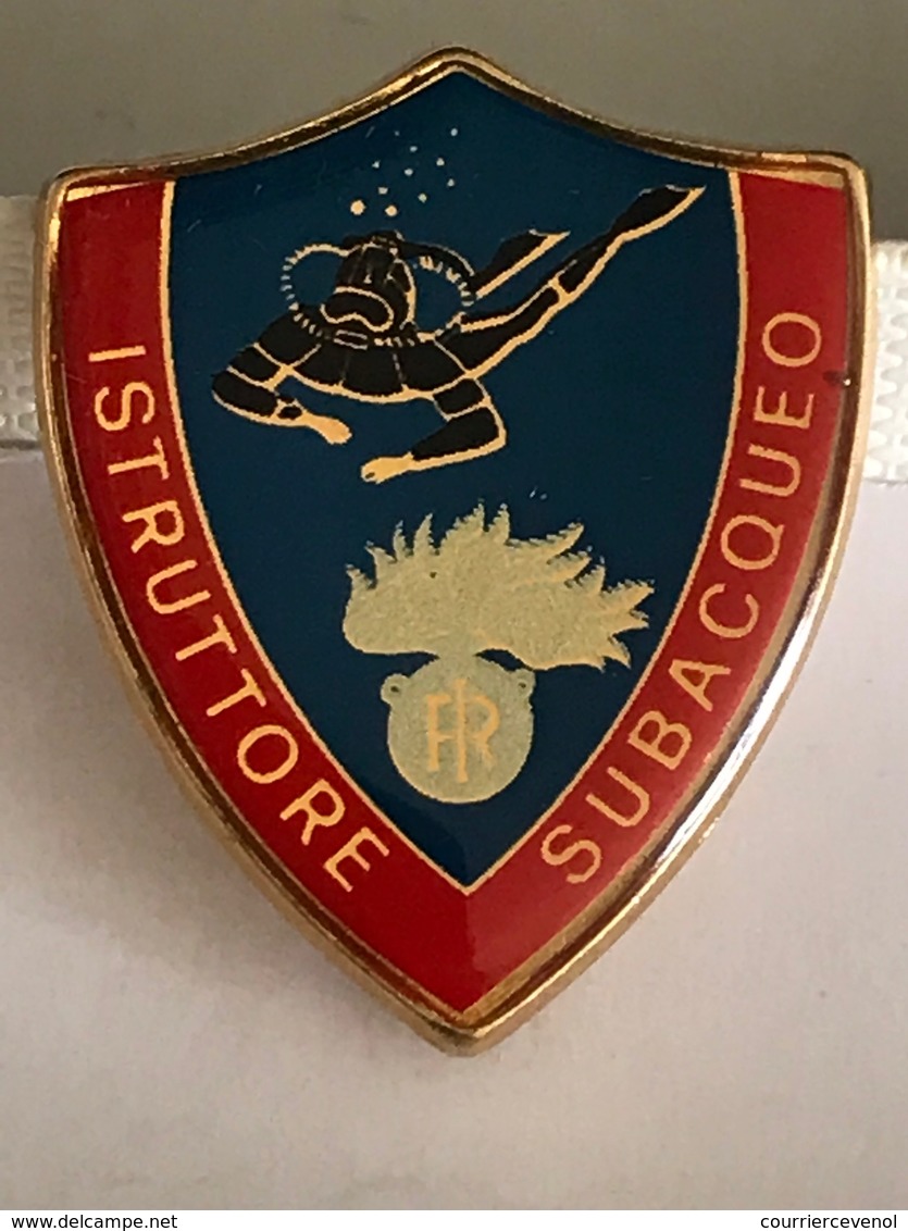 ITALIE - Insigne " Istruttore Subacqueo " - 3,6 Cm X 3 Cm. - Otros & Sin Clasificación