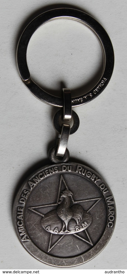 Rare Porte Clefs Métal Rugby Amicale Des Anciens Du Rugby Du Maroc AARM Pichard Saumur - Rugby