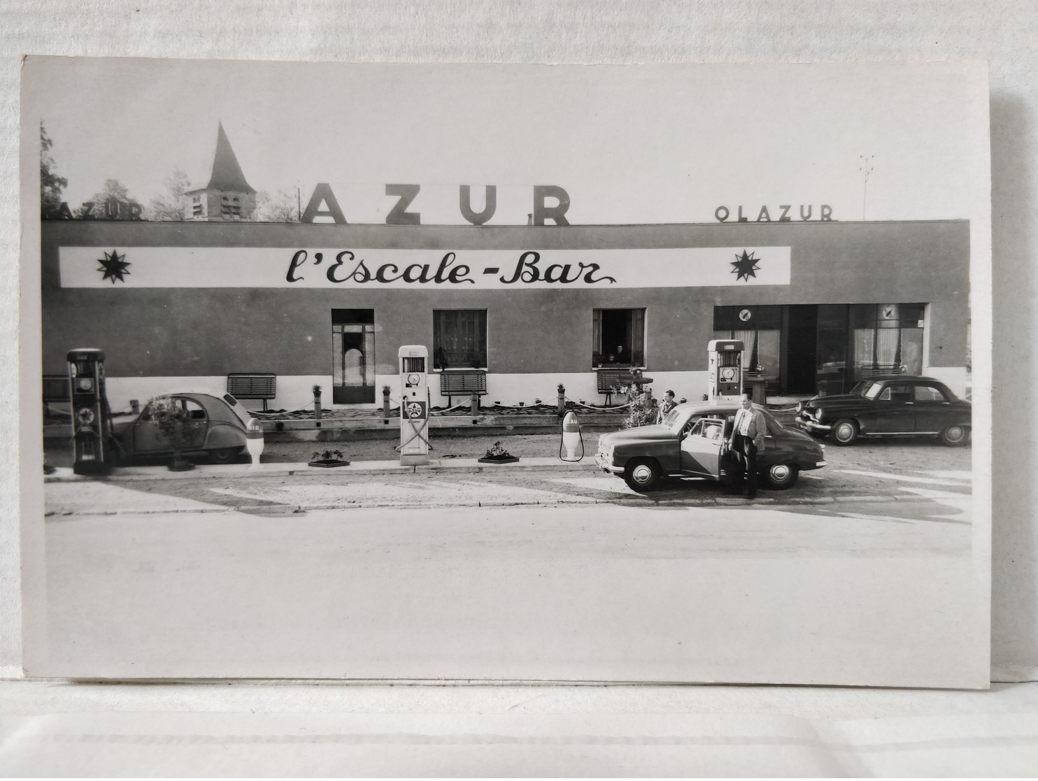 Carte Photo. Sézanne. Sur La Route De Paris. Station-Service. Azur. L'Escale Bar. 1953. Dos Nu - Sezanne