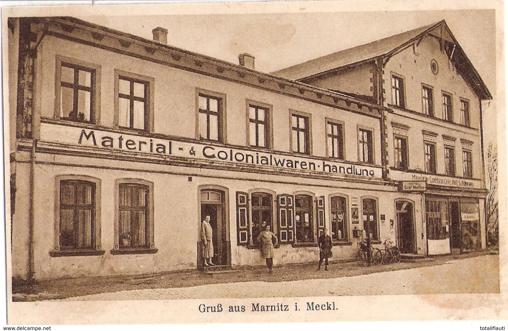 MARNITZ Bei Parchim Mecklenburg Material Colonialwaren Handlung Hotel Graf Moltke Emailschild Belebt Ungelaufen - Parchim