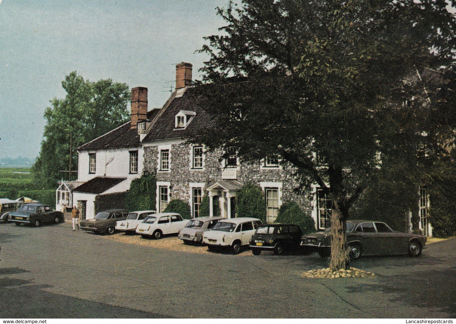 Postcard Waveney House Hotel Beccles Suffolk [ Old Cars Outside ] My Ref  B23677 - Other & Unclassified