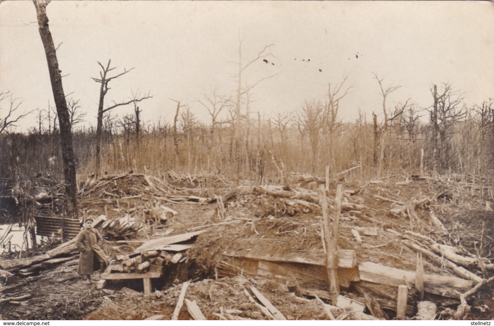 Alte Ansichtskarte Von Eine Ausgehobenen Batteriestellung Vor Verdun - Verdun