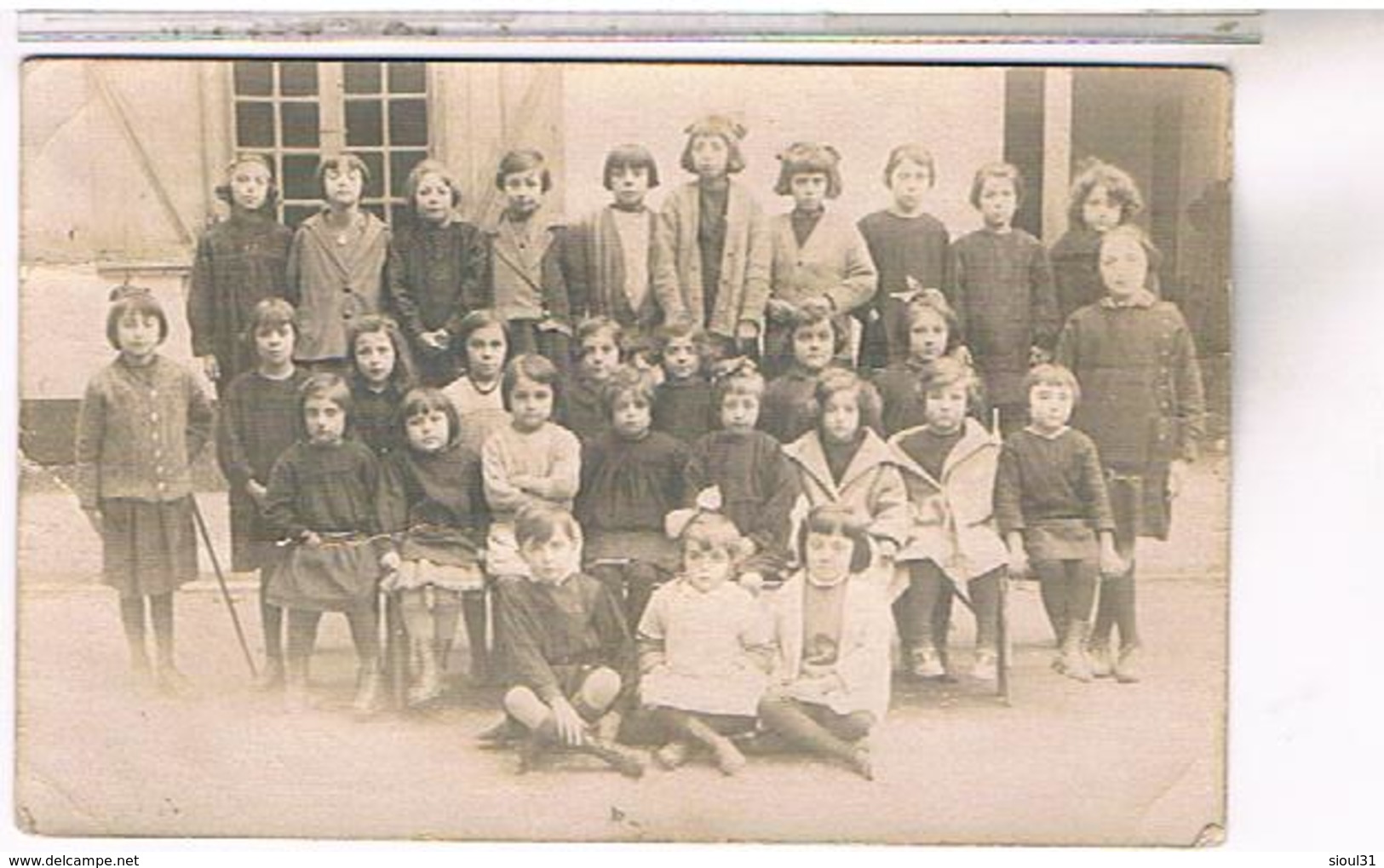 A Identifier   Photo ECOLE FILLES  OU ? ID54 - To Identify