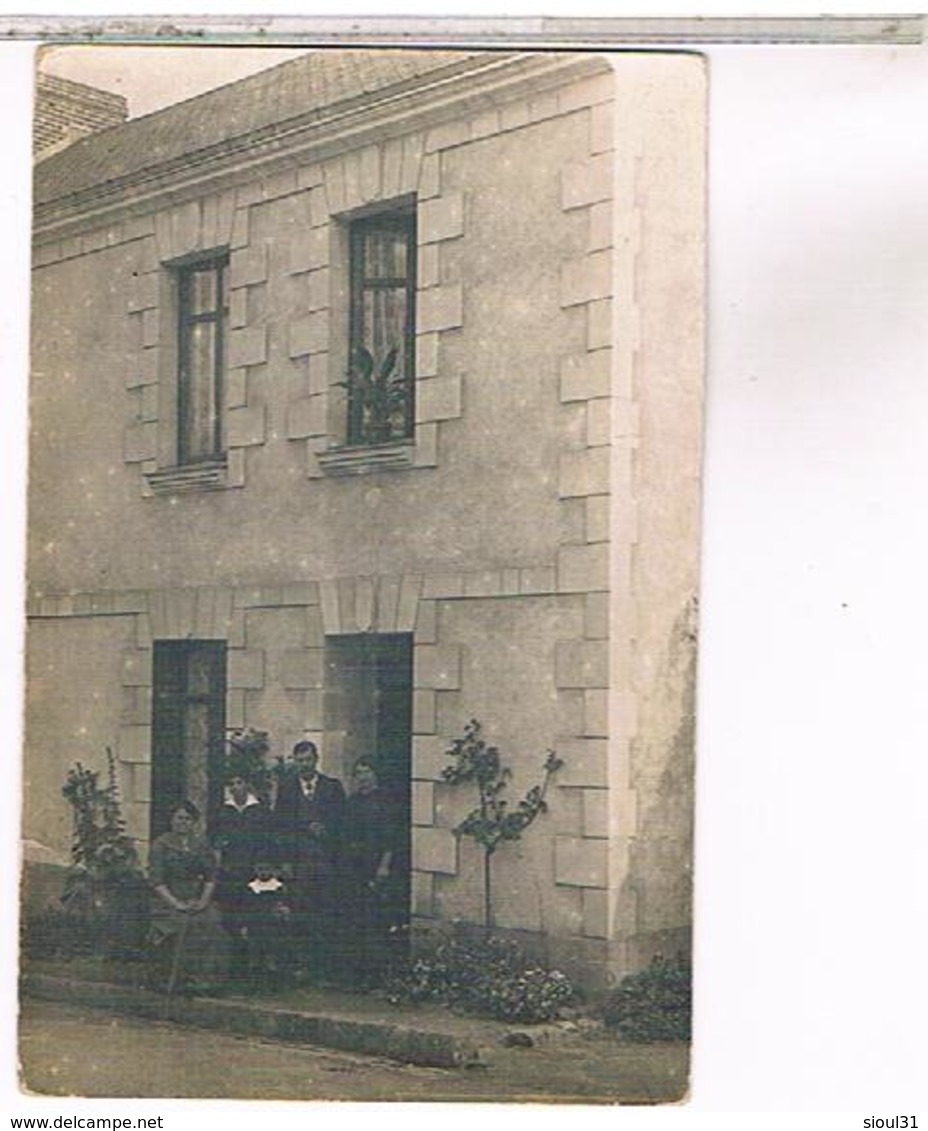 A Identifier  Carte Photo  Famille Devant Sa Villa OU ? ID55 - To Identify