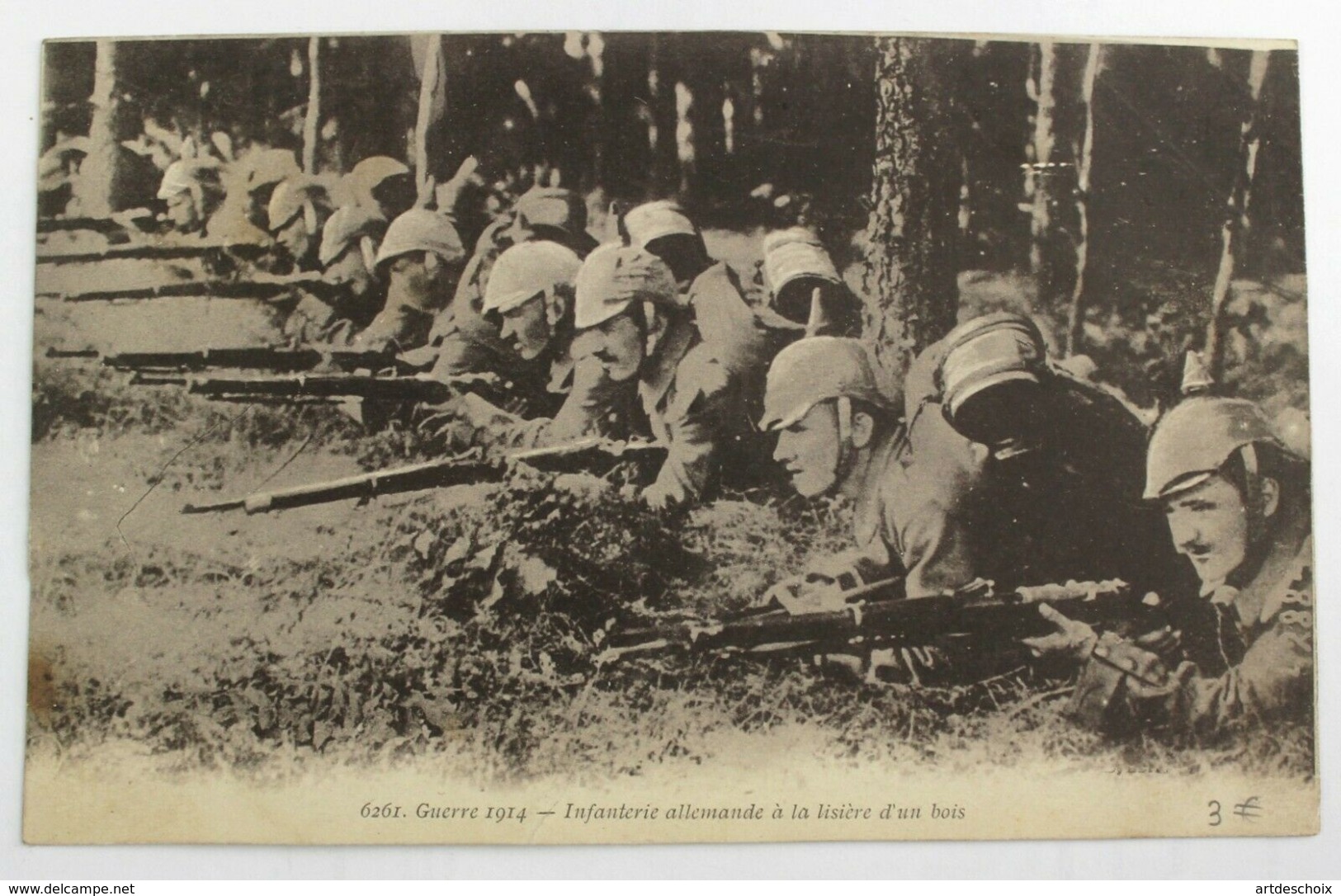 Carte Postale Guerre De 1914 - Infanterie Allemande A La Lisière D'un Bois - RE - Guerre 1914-18