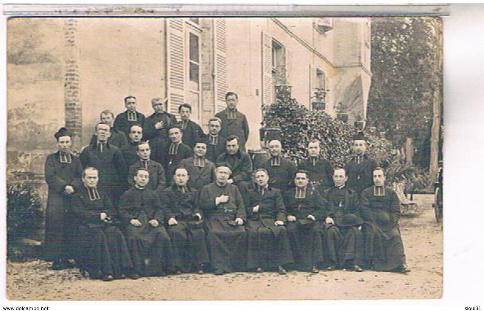 A Identifier  Carte Photo  Brochette De Ritous Cures  Devant Maison OU ? ID57 - To Identify