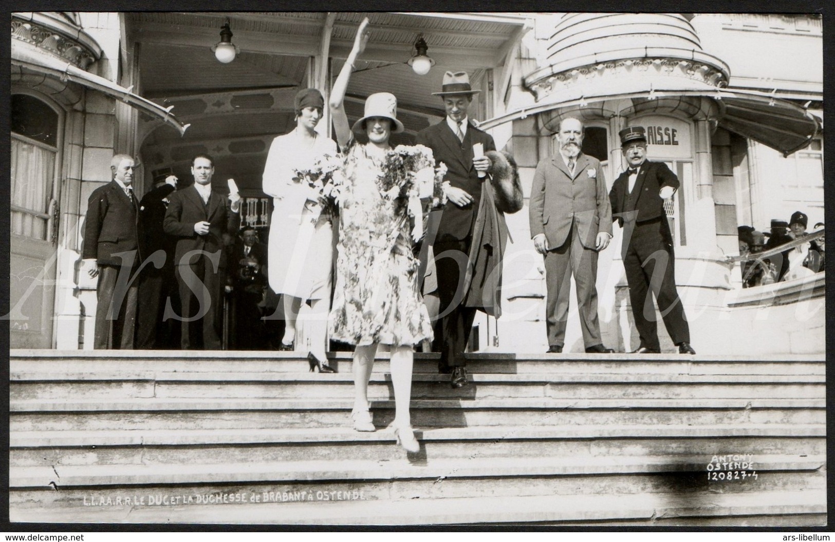 CPA / Postcard / ROYALTY / België / Reine Astrid / Koningin Astrid / Koning Leopold III / Roi Leopold III / 2 Scans - Oostende