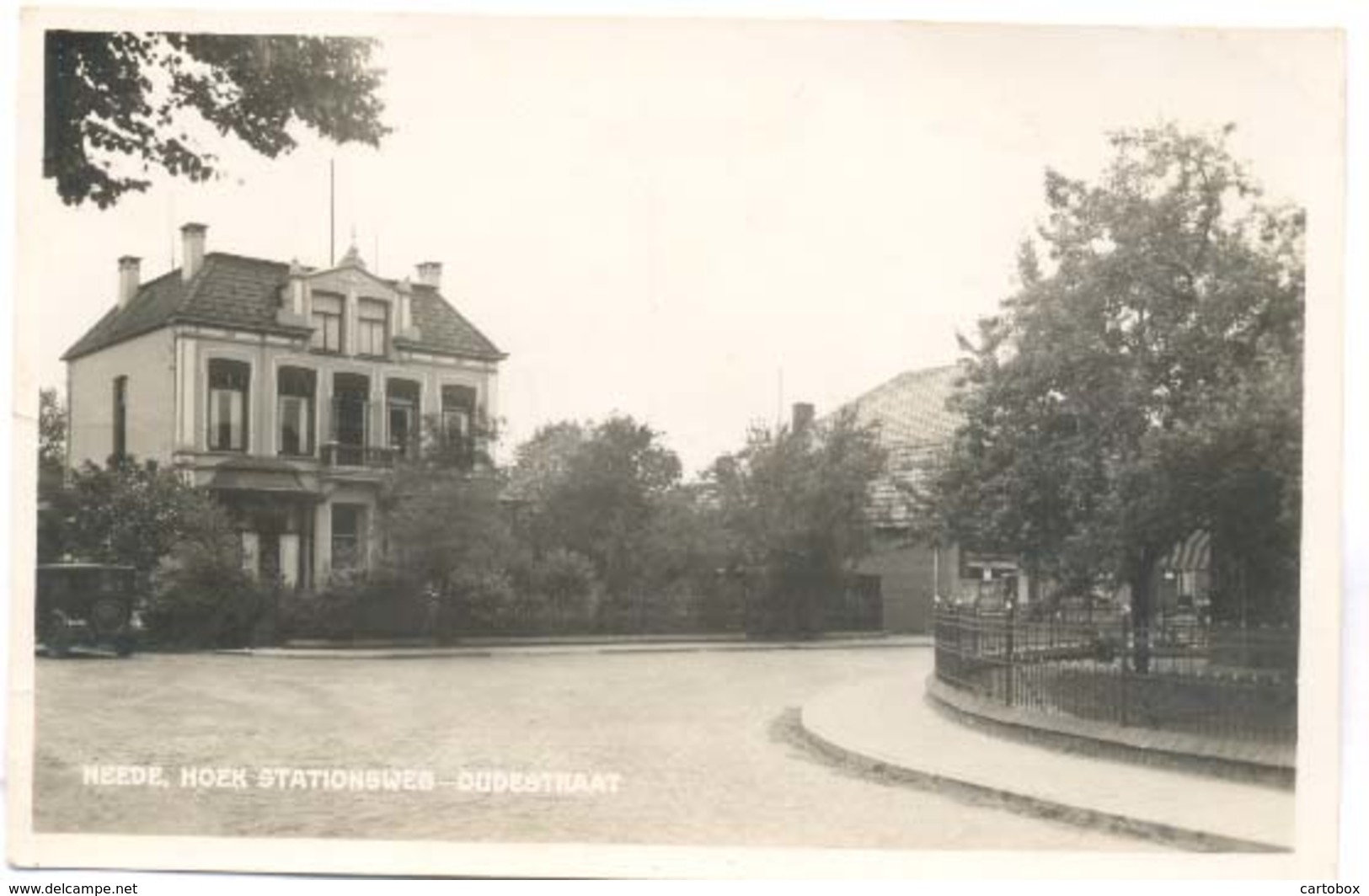 Neede, Hoek Stationsweg Oudestraat  (type Fotokaart) - Neede