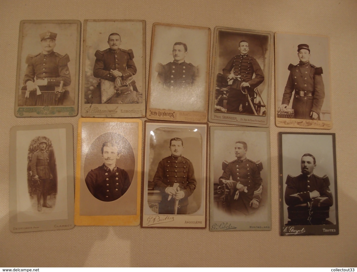 Lot De 10 Photos CDV Militaria Empire 1870 Régiments Identifiés à Exploiter - Guerra, Militari