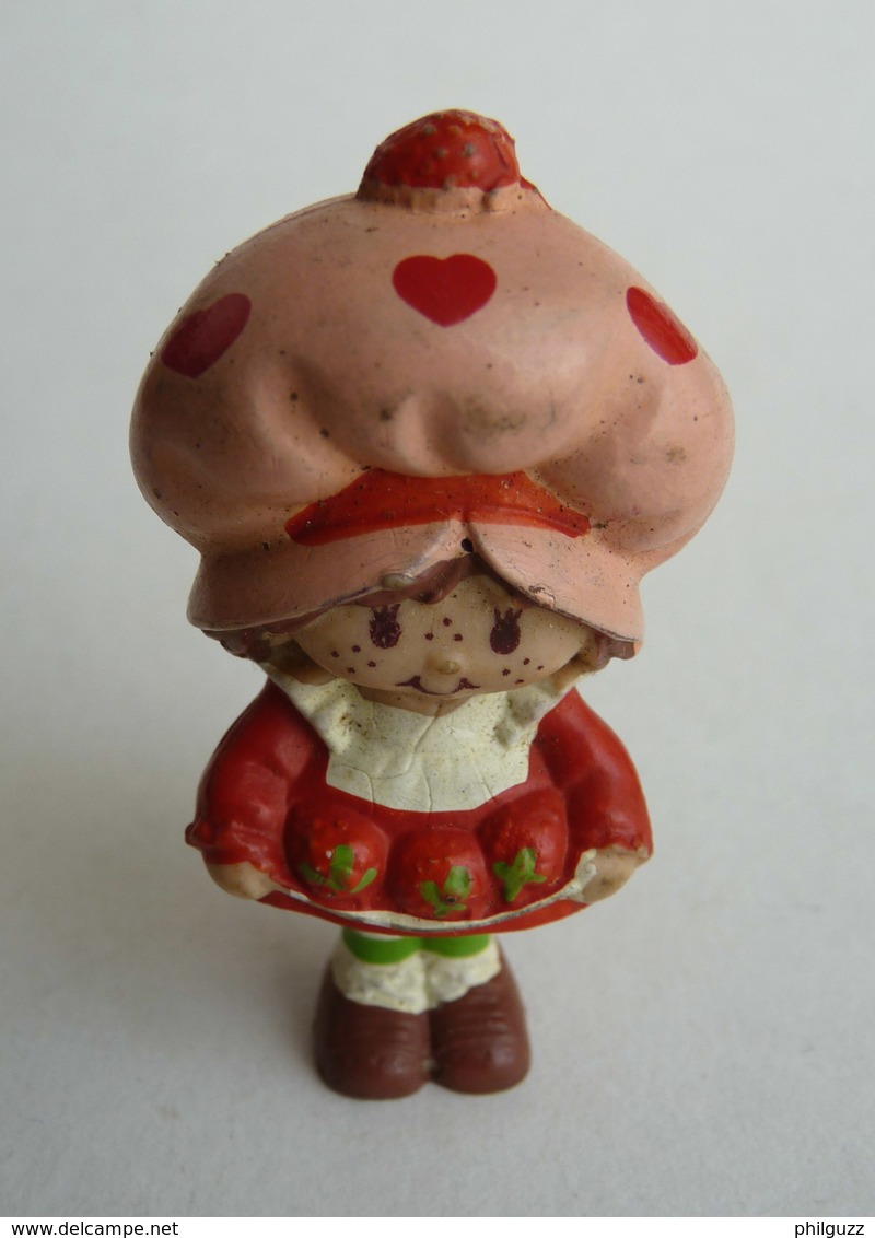 FIGURINE PVC CHARLOTTE AUX FRAISE PVC AGC 1981 (2) - Autres & Non Classés