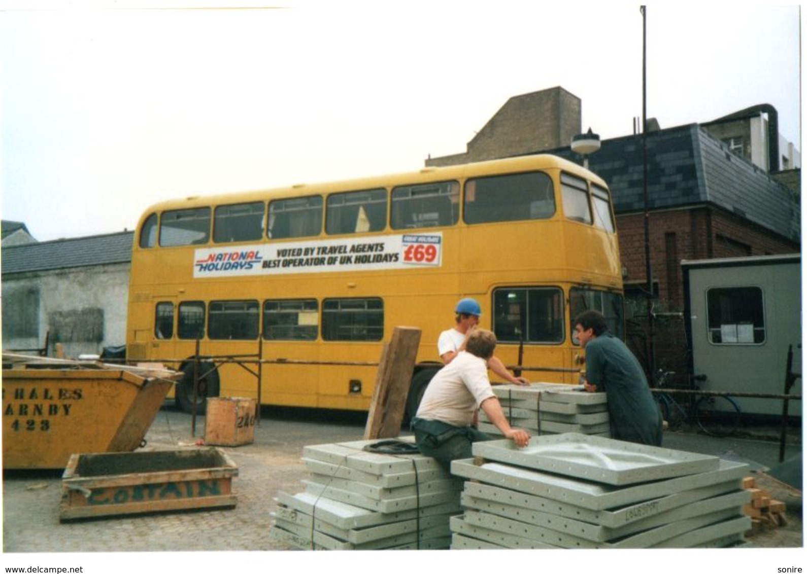 35mm ORIGINAL BUS PHOTO YARMOUTH EASTERN COUNTRY - NATIONAL HOLIDAYS - F975 - Other & Unclassified