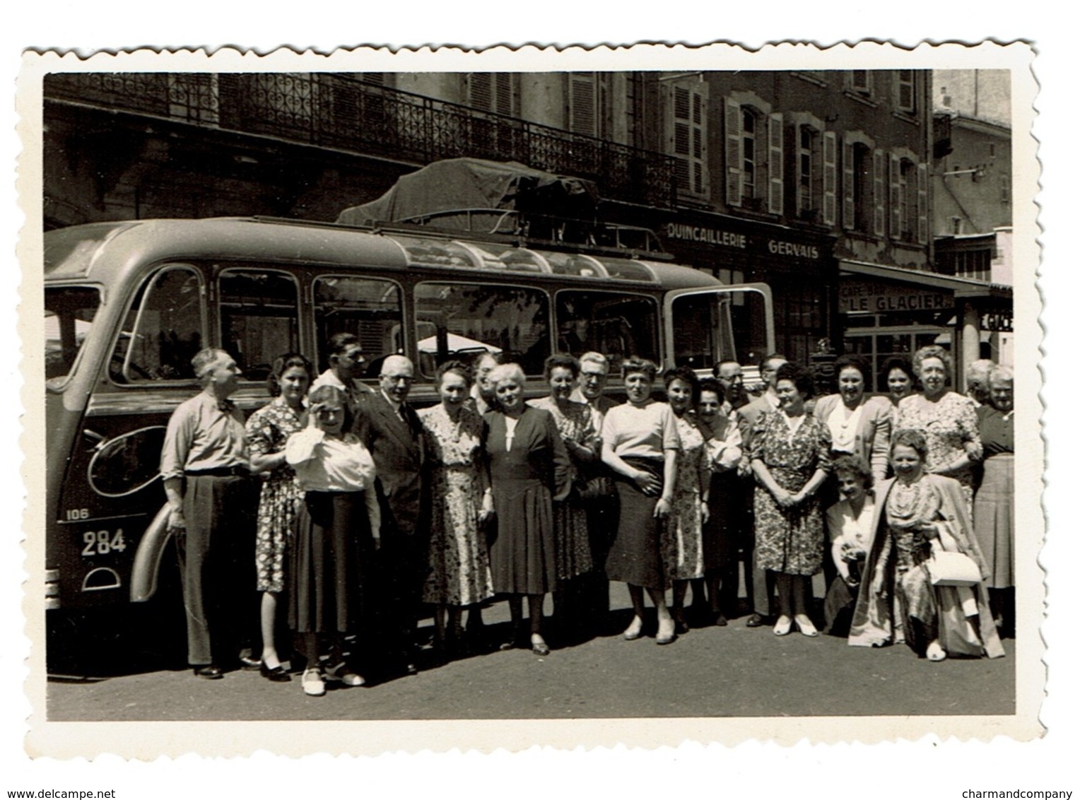 Photo 10,5 Cm X 7 Cm - Aurillac - Quincaillerie Gervais - C1950 - Autocar - 2 Scans - Luoghi