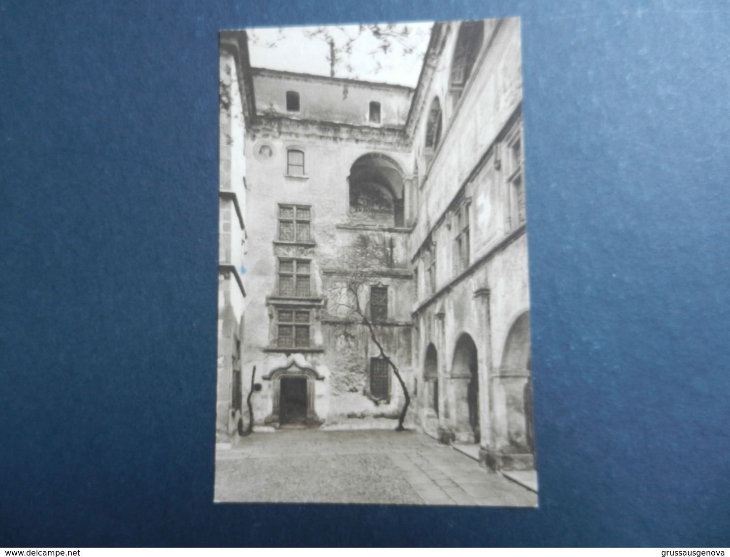 19946) VALLE D'AOSTA CASTELLO DI ISSOGNE CORTILE E PORTA SCALA SECOLO XV NON VIAGGIATA TIMBRO MANIERO DEI CHALLANT - Otros & Sin Clasificación