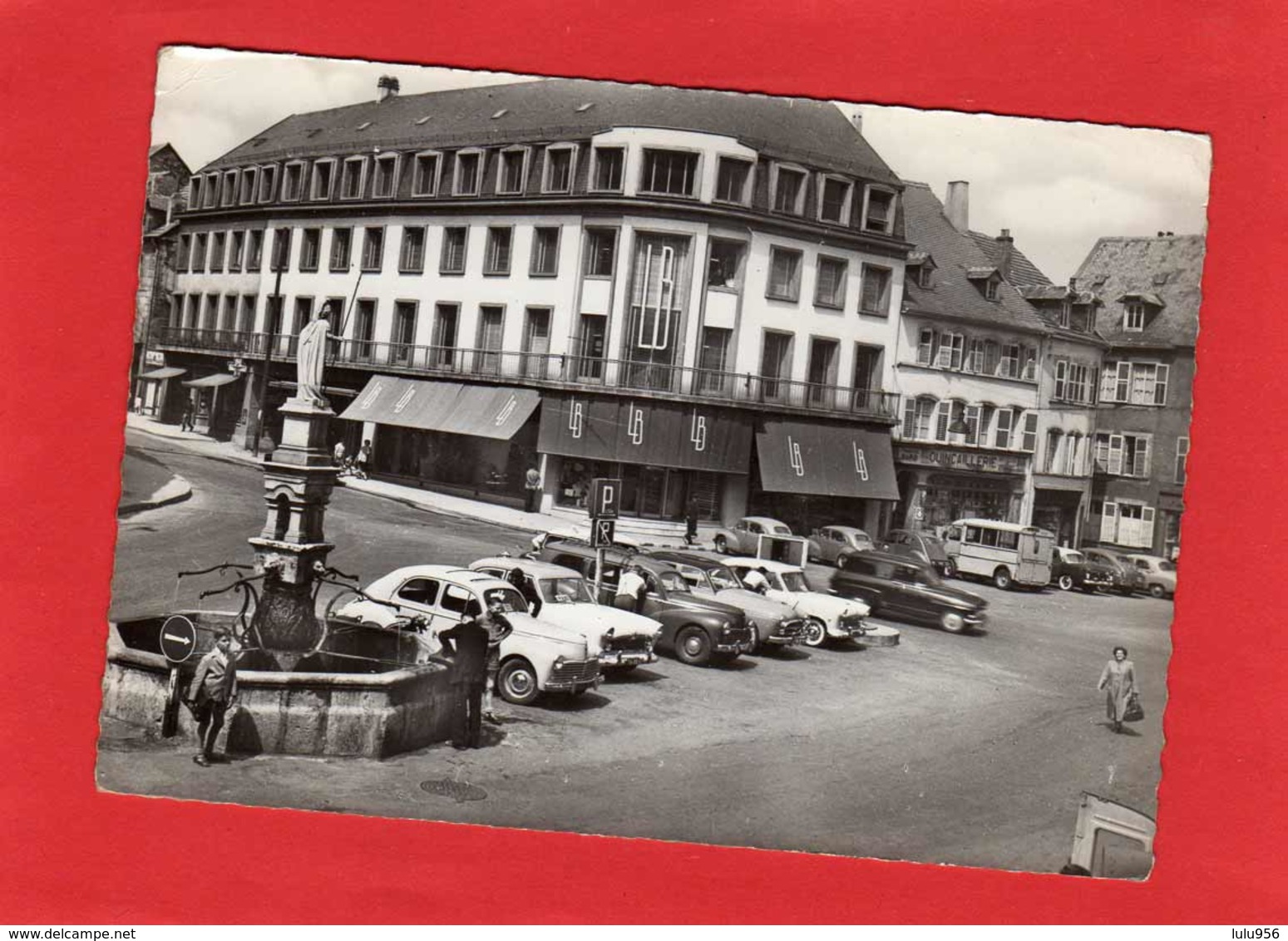 CPSM * * SAINT-AVOLD * * Place De La Victoire - Saint-Avold