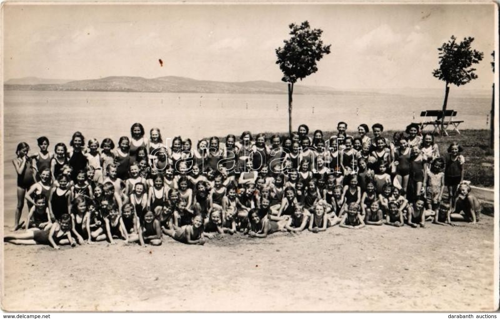 * T2/T3 1939 Balatonboglár, Fürdőző Gyerekek Az üdülőtelepen. Bellainé Fényképész Photo (fl) - Non Classificati