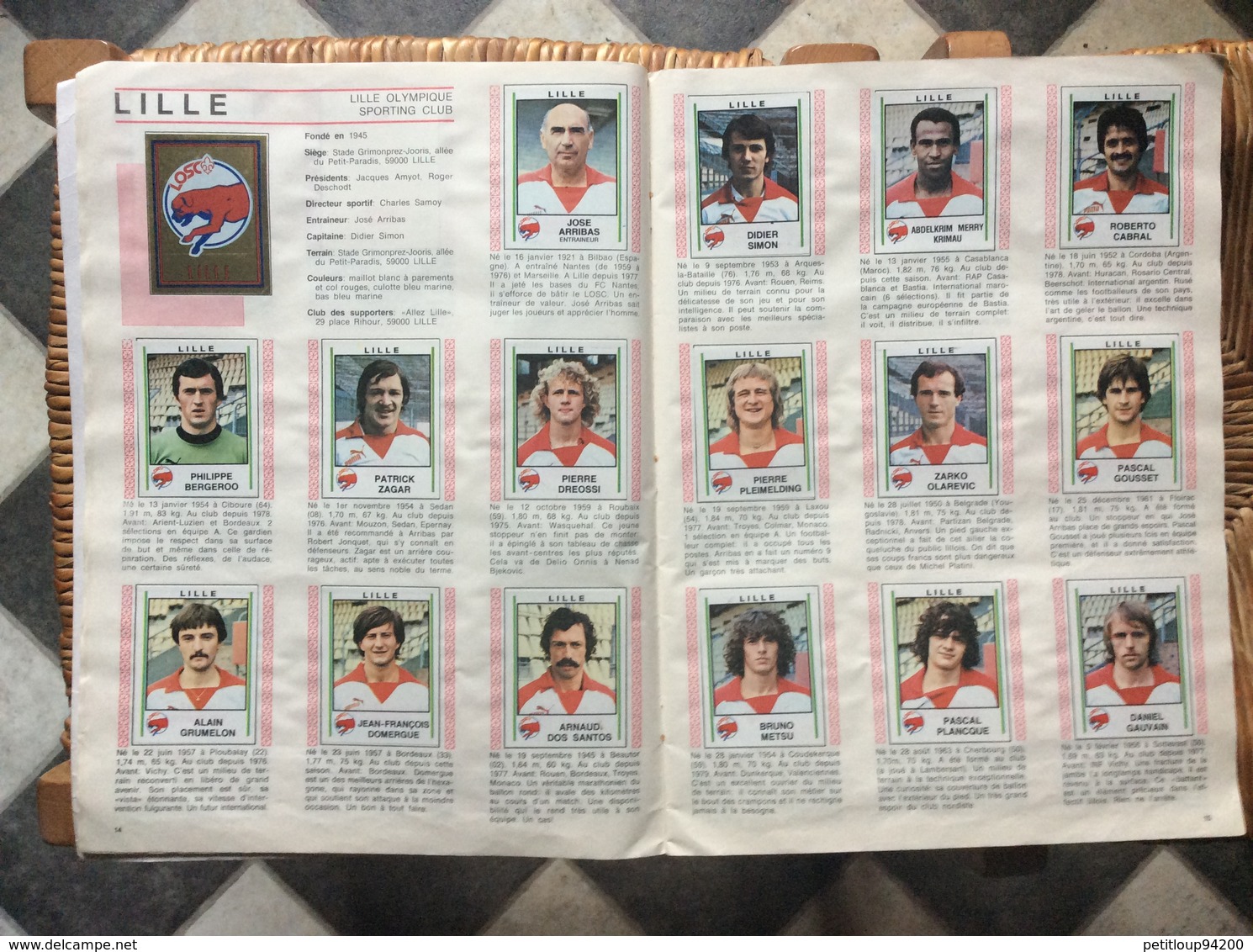 ALBUM PANINI FOOTBALL 81  Division 1 Division 2