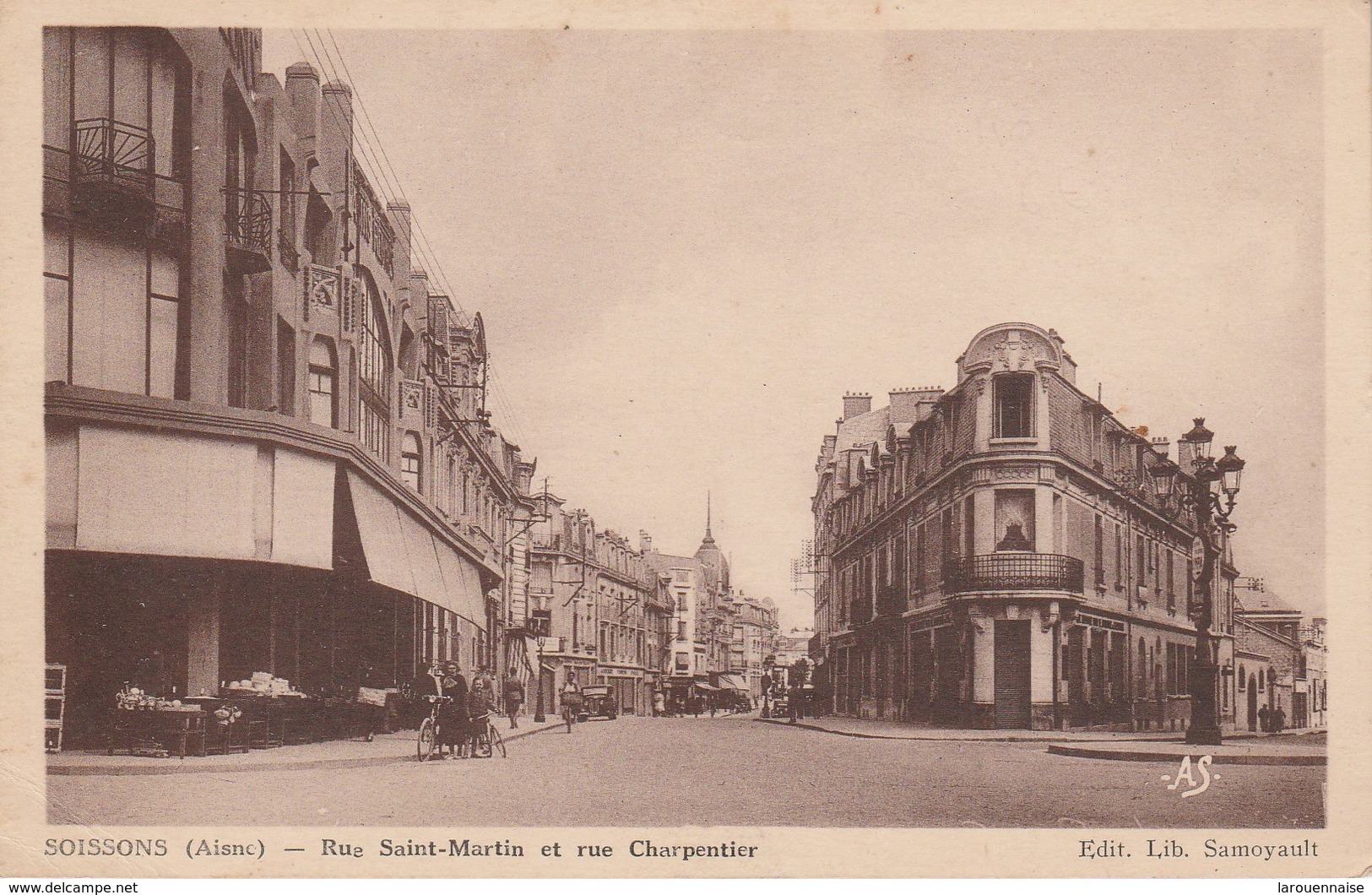 02 - SOISSONS - Rue Saint Martin Et Rue Charpentier - Soissons