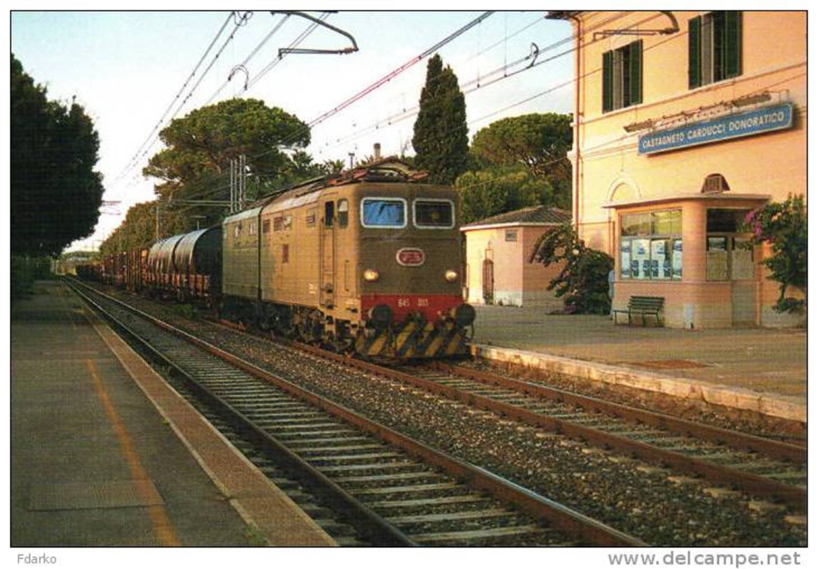 CN 04/16 Treno FS Merci E 645.081 Castagneto Carducci Donoratico Livorno Railweys Treni Chemin De Fer Camino De Hierro - Stazioni Con Treni