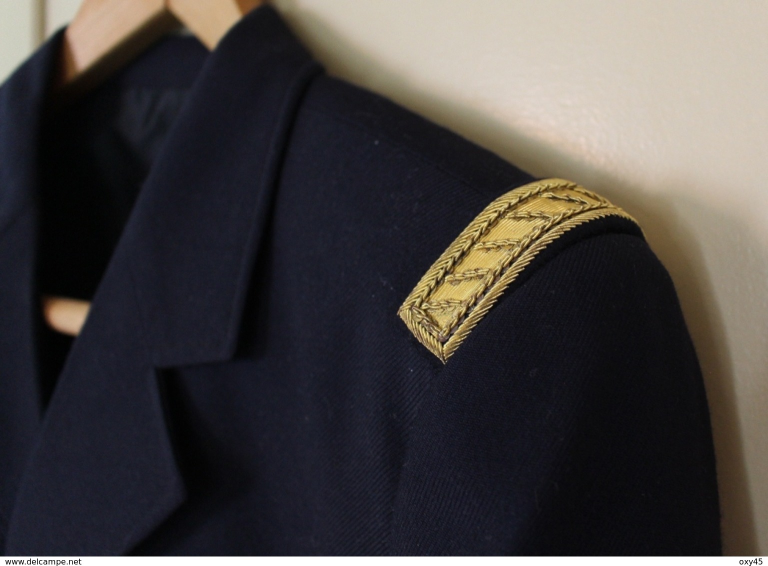 uniforme veste casquette calot aviateur aviation sous officier armée de l'air