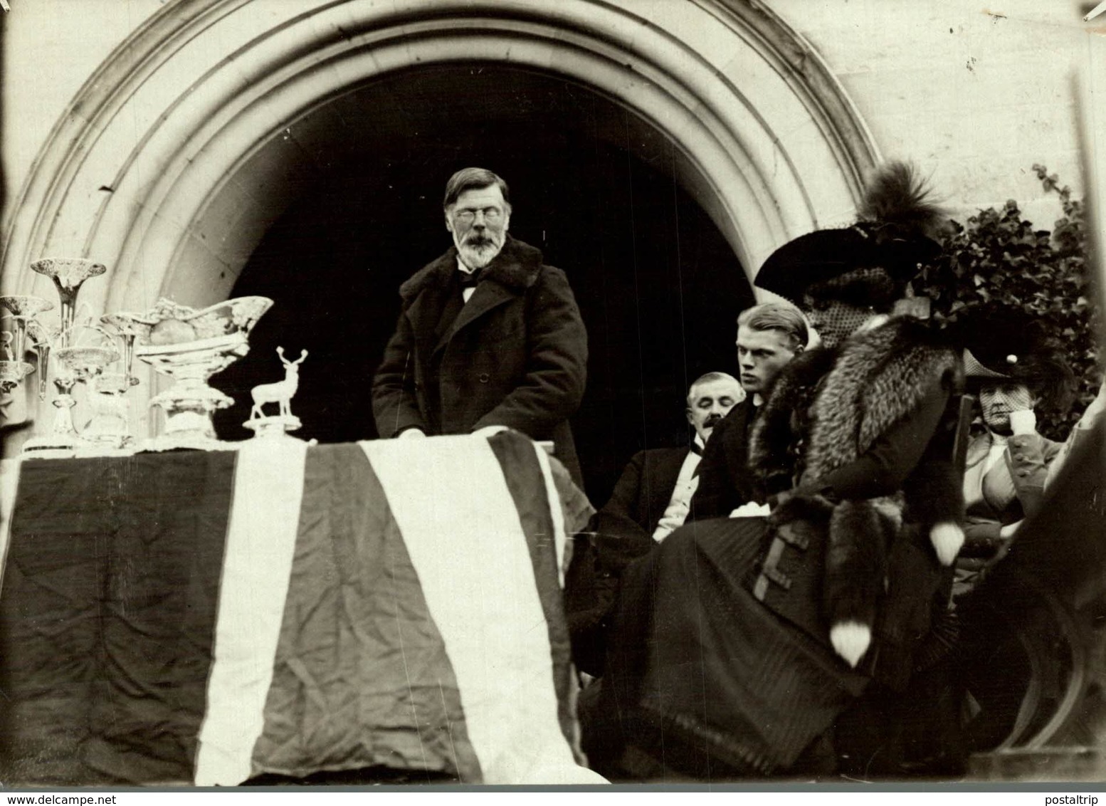 MARQUIS OF STAFFORD AT DUNROBIN CASTLE 16*12CM Fonds Victor FORBIN 1864-1947 - Personalidades Famosas