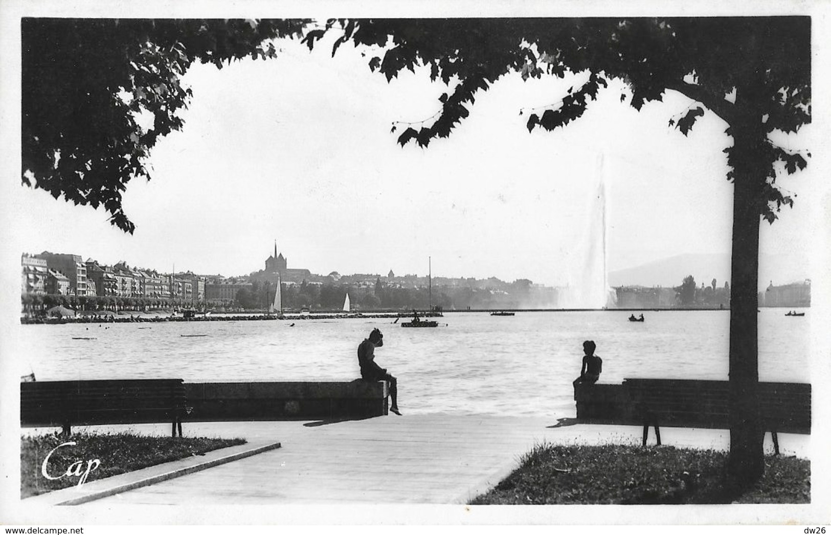 Genève - Le Lac Et Le Jet D'eau - Carte CAP N° 39 Non Circulée - Genève