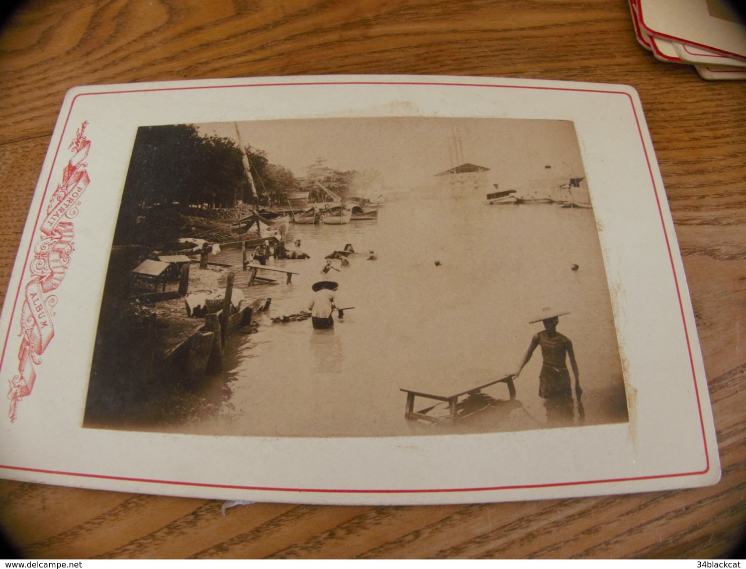 32  - Photo ,INDOCHINE, Blanchisseurs Et Chevaux Sur Le Mékong - Oud (voor 1900)