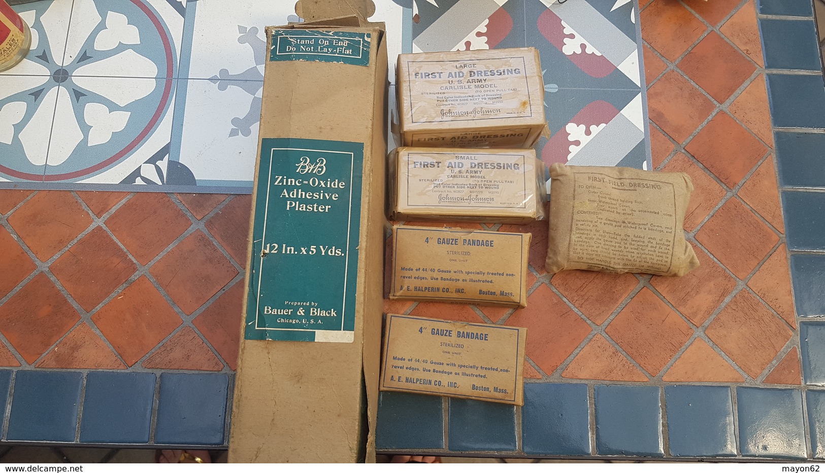 Last Day ! US ARMEE WW2 - LOT Matériel Pharmacie - Zinc Oxide Adhesive , Bandage Etc - 1939-45