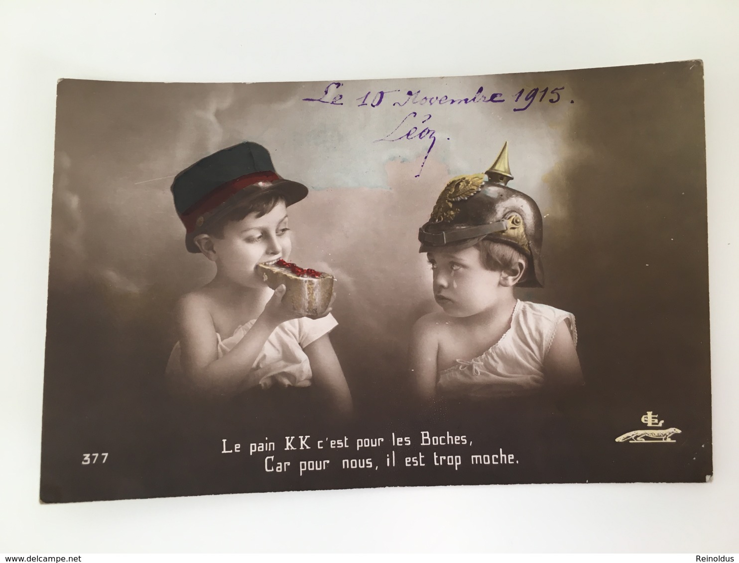 AK Patriotique Enfants Soldat Francais Et Allemand Pickelhaube Pour Le Boches Trop Moche 1915 - Guerre 1914-18