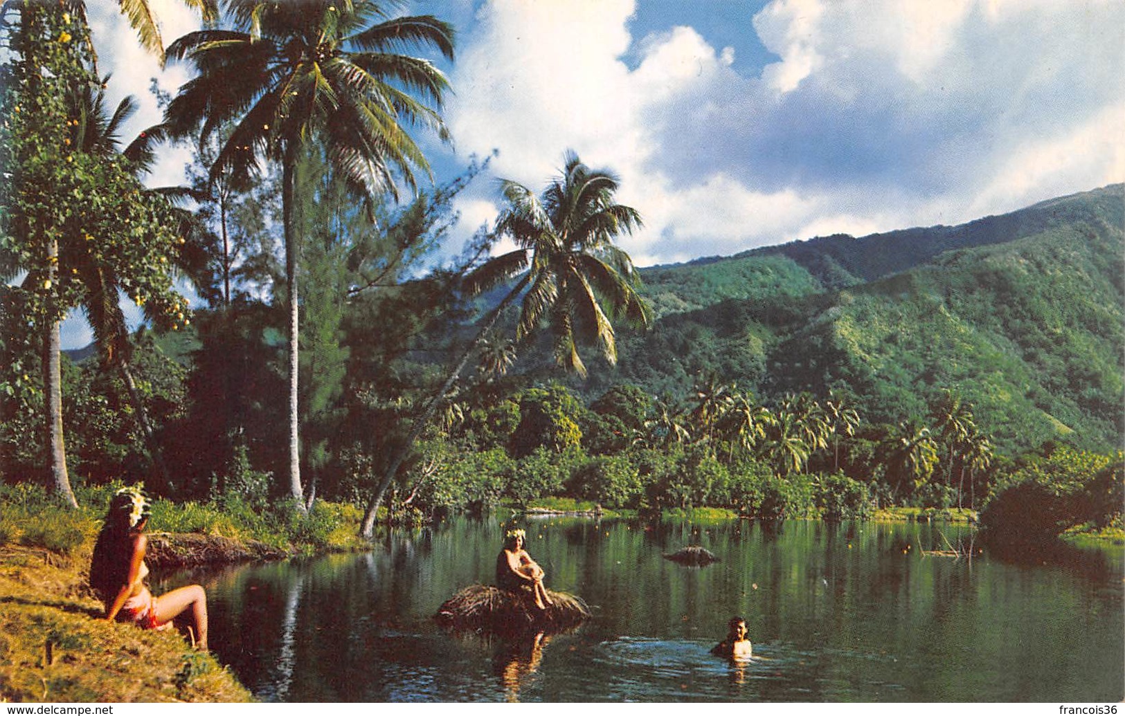 Lot De 36 CPSM Petits Et Grands Formats : OCEANIE Tahiti Philippines Indonésie Seychelles Ile Maurice Etc. - Autres & Non Classés