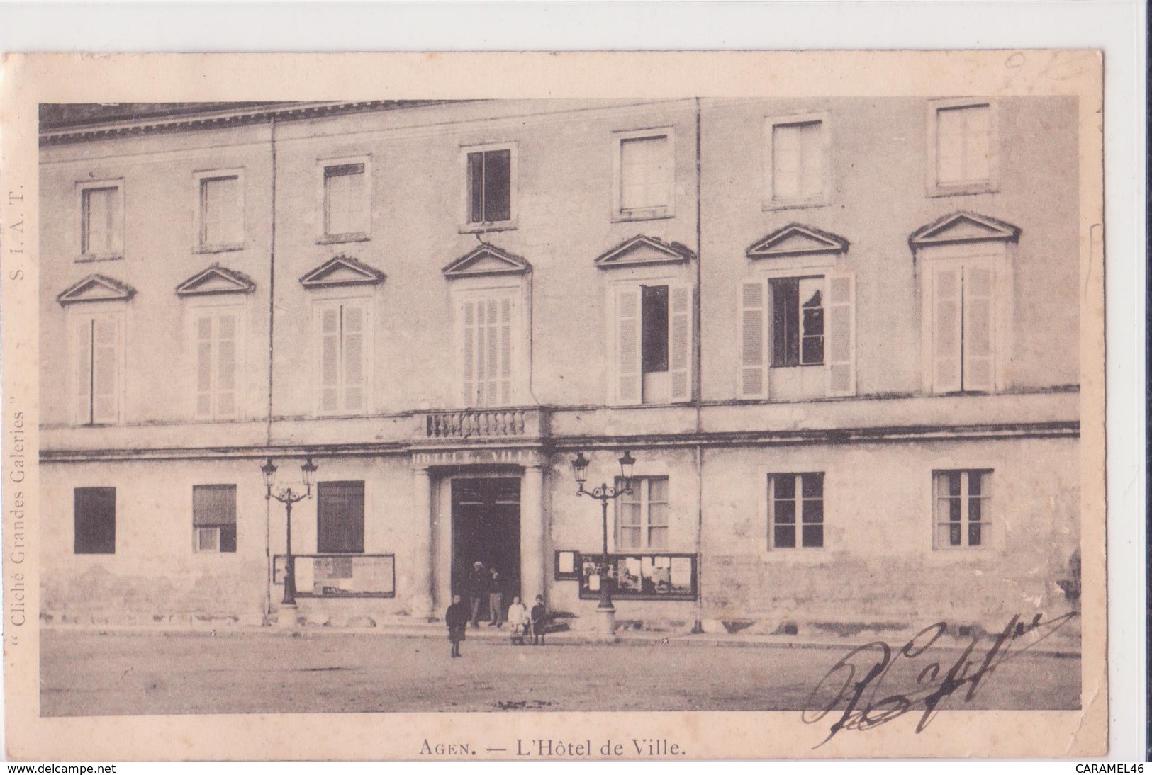 CPA - AGEN  - Hôtel De Ville - Agen