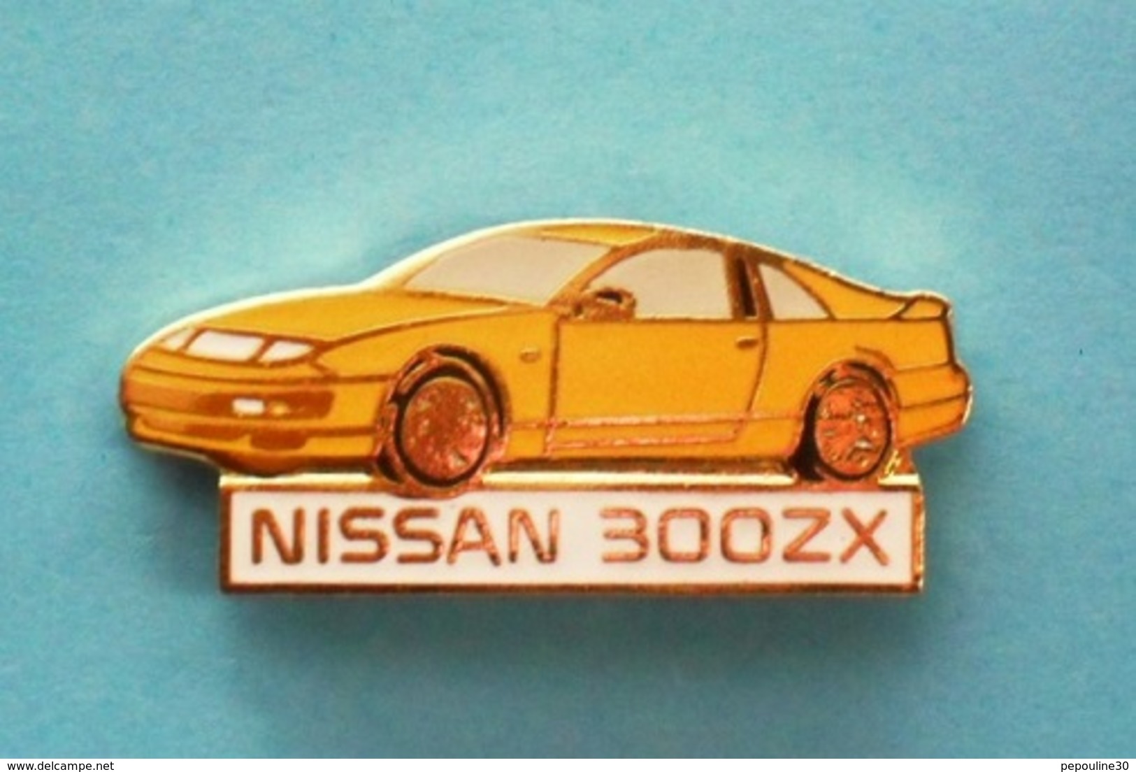 1 PIN'S  //   ** NISSAN / 300 ZX ** . (Loco-Motiv Paris) - Other & Unclassified