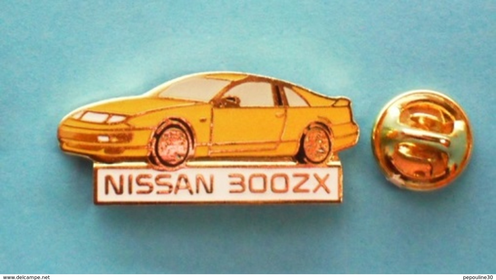 1 PIN'S  //   ** NISSAN / 300 ZX ** . (Loco-Motiv Paris) - Other & Unclassified