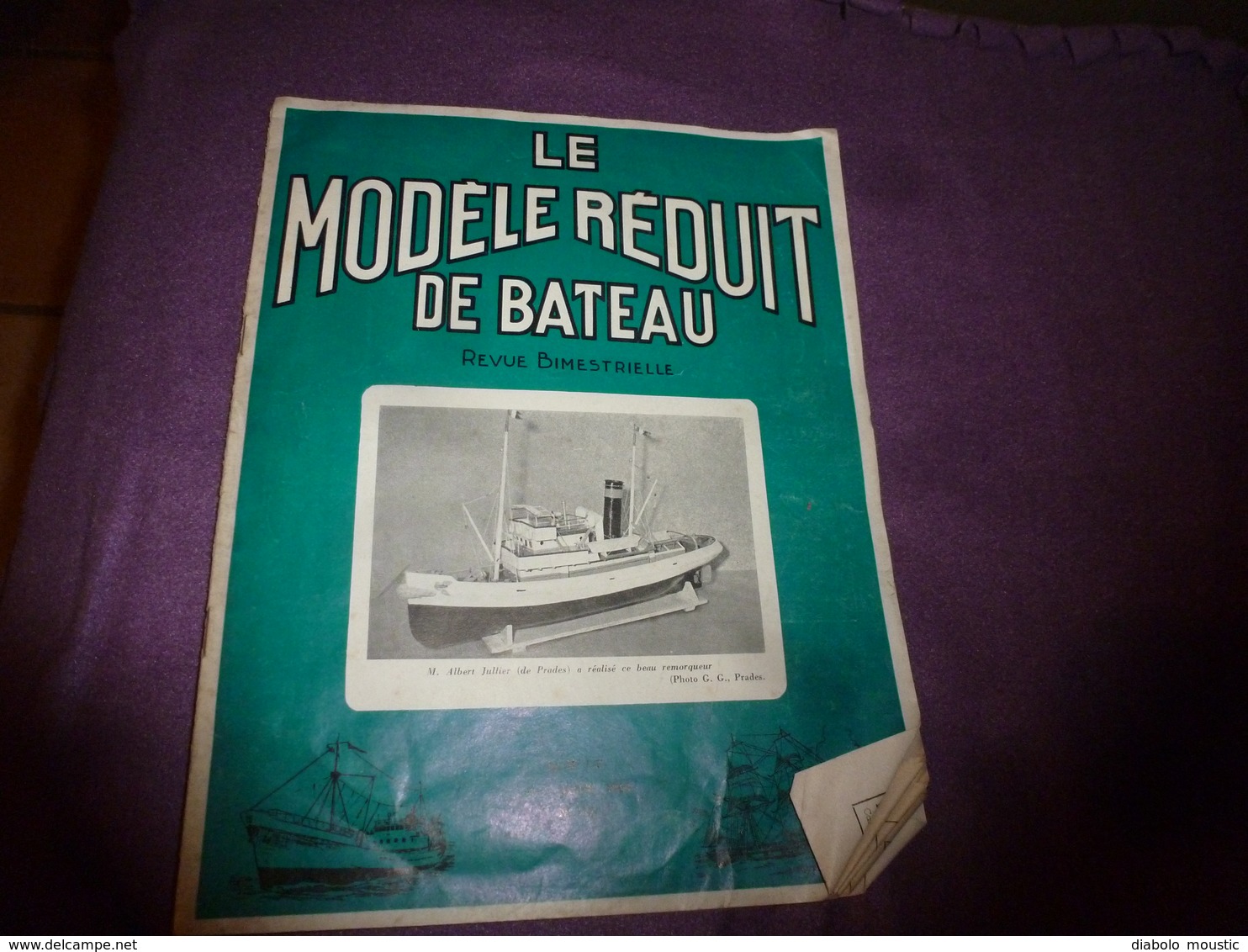 1963 Le Modèle Réduit De BATEAU (L'Oiseau Des Îles De M. B. Morio (Vannes)(Chalutier Anglais Gleaner Par Alain Sergent) - Bateaux