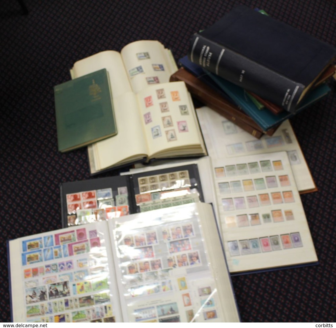 ACCUMULATION In Carton With Mainly British Commonwealth Ranges In Several Stock Books Or Albums, Non Commonwealth Incl.  - Otros & Sin Clasificación