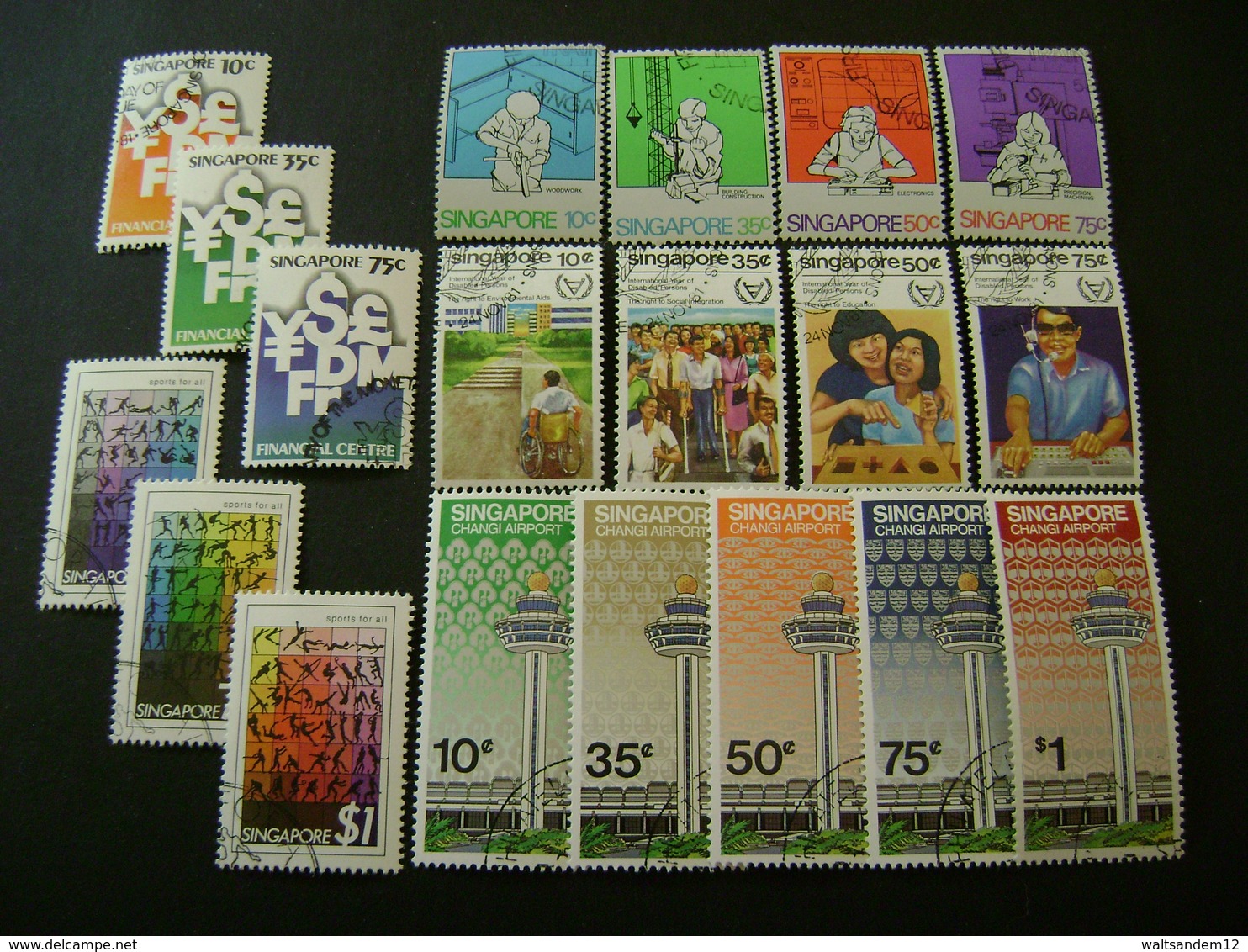 Singapore 1981 And 1982 Commemorative/special Issues (SG 396-398, 400-415, 417-429, 431-442) 2 Images - Used - Singapore (1959-...)