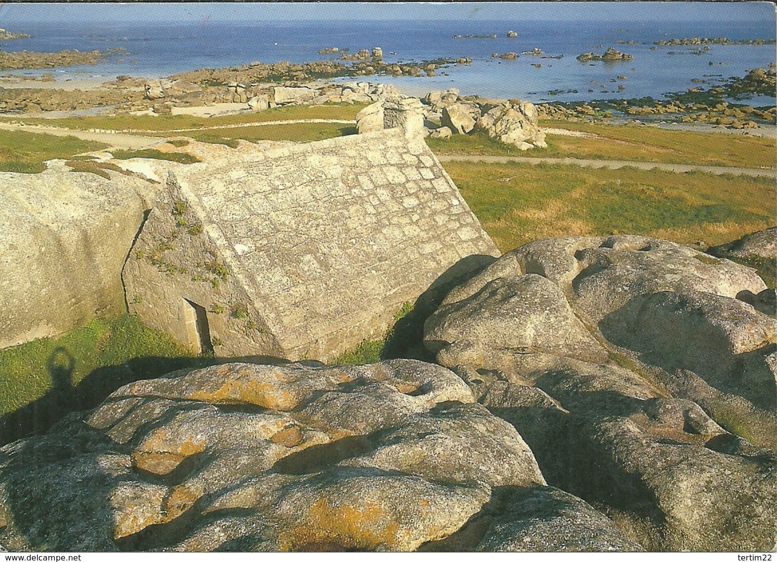 (BRETAGNE)( 29 FINISTERE)( KERLOUAN ) DANS LES ROCHERS DE MENEHAM - Kerlouan