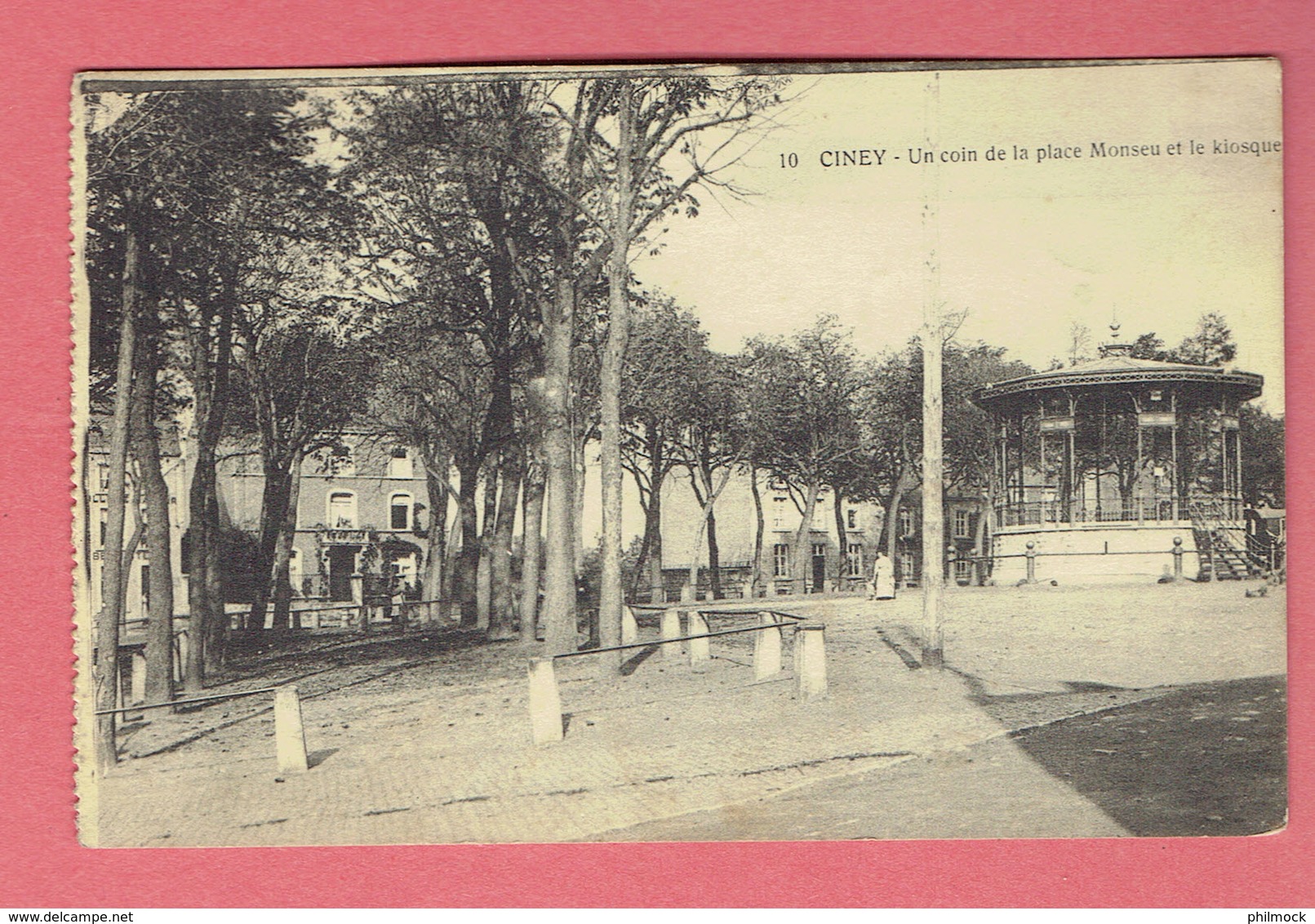 J - Ciney - Un Coin De La Place Monseu Et Le Kiosque 1938 - Obl Ciney Sur 425 - Déstockage A Petit Prix - Ciney