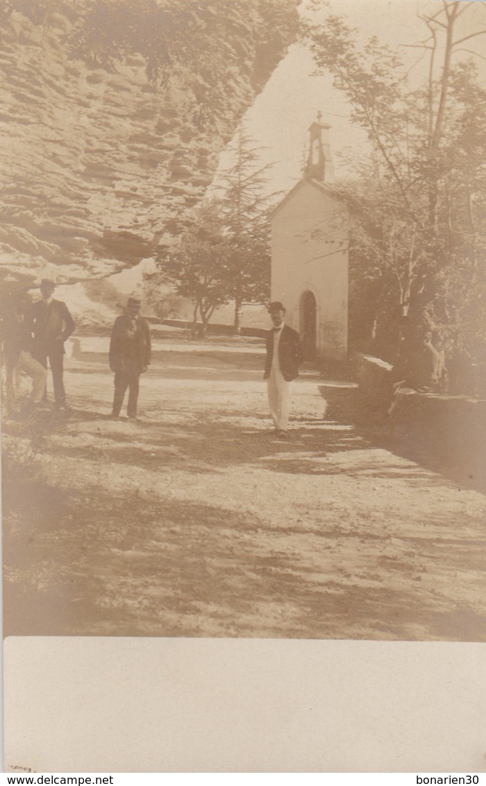 CARTE-PHOTO 84 GOULT LUMIERES CHAPELLE ST MICHEL ANIMEE - Autres & Non Classés