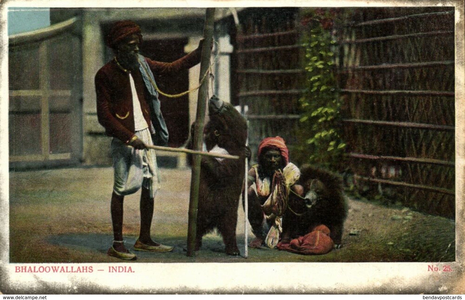 India, Bhaloowallahs, Native Juggler Juggling, Bear Tamer, Dancing Bear (1910s) - India