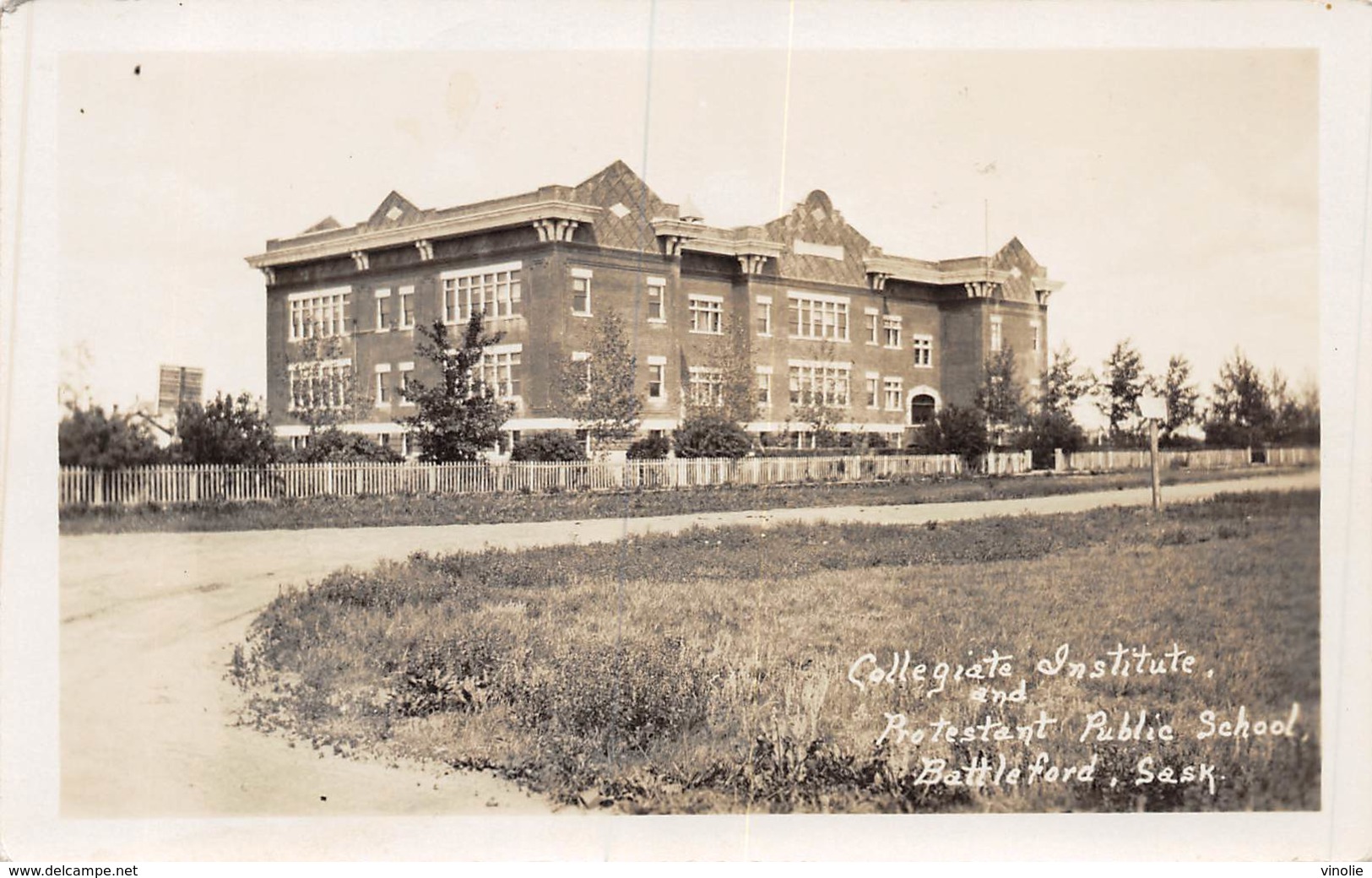 PIE.F.19-7613  : COLLEGIATE INSTITUTE AND PROTESTANT PUBLIC SCHOLL. BATTLEFORD SASK - Altri & Non Classificati