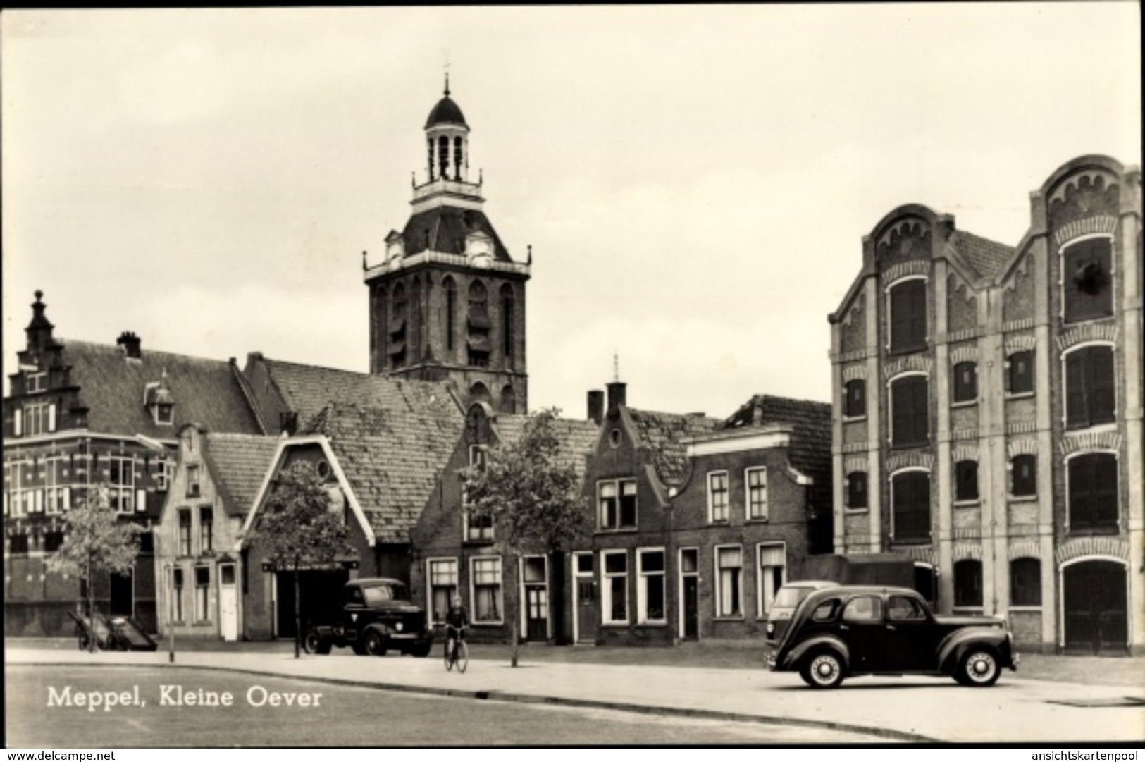 Cp Meppel Drenthe Niederlande, Kleine Oever, Kirche, Giebelhäuser - Autres & Non Classés