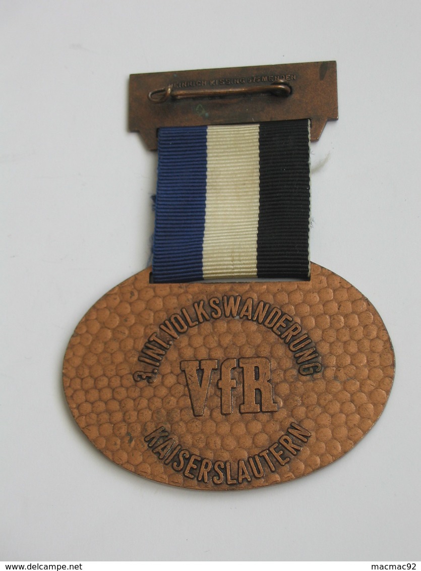 Médaille SPINNRADEL 1977 - KAISERSLAUTERN    *** EN ACHAT IMMEDIAT *** - Professionals/Firms