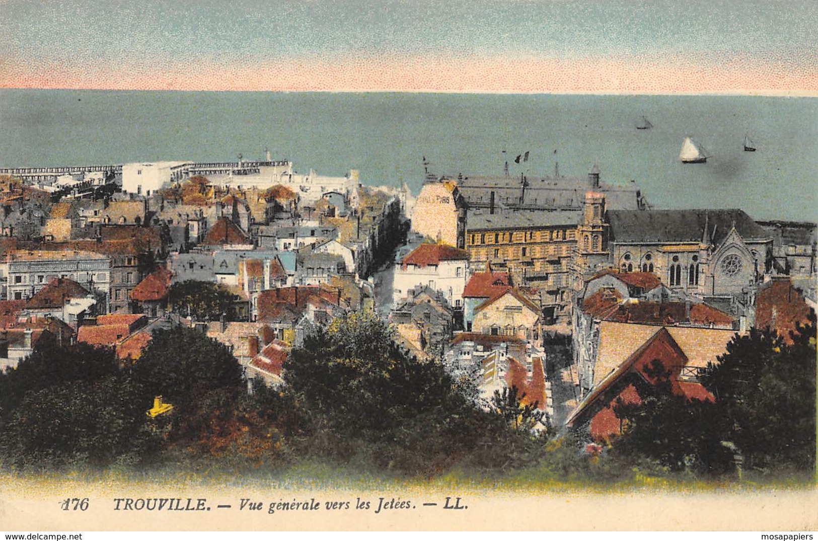 Trouville - Vue Générale Vers Les Jetées - Trouville