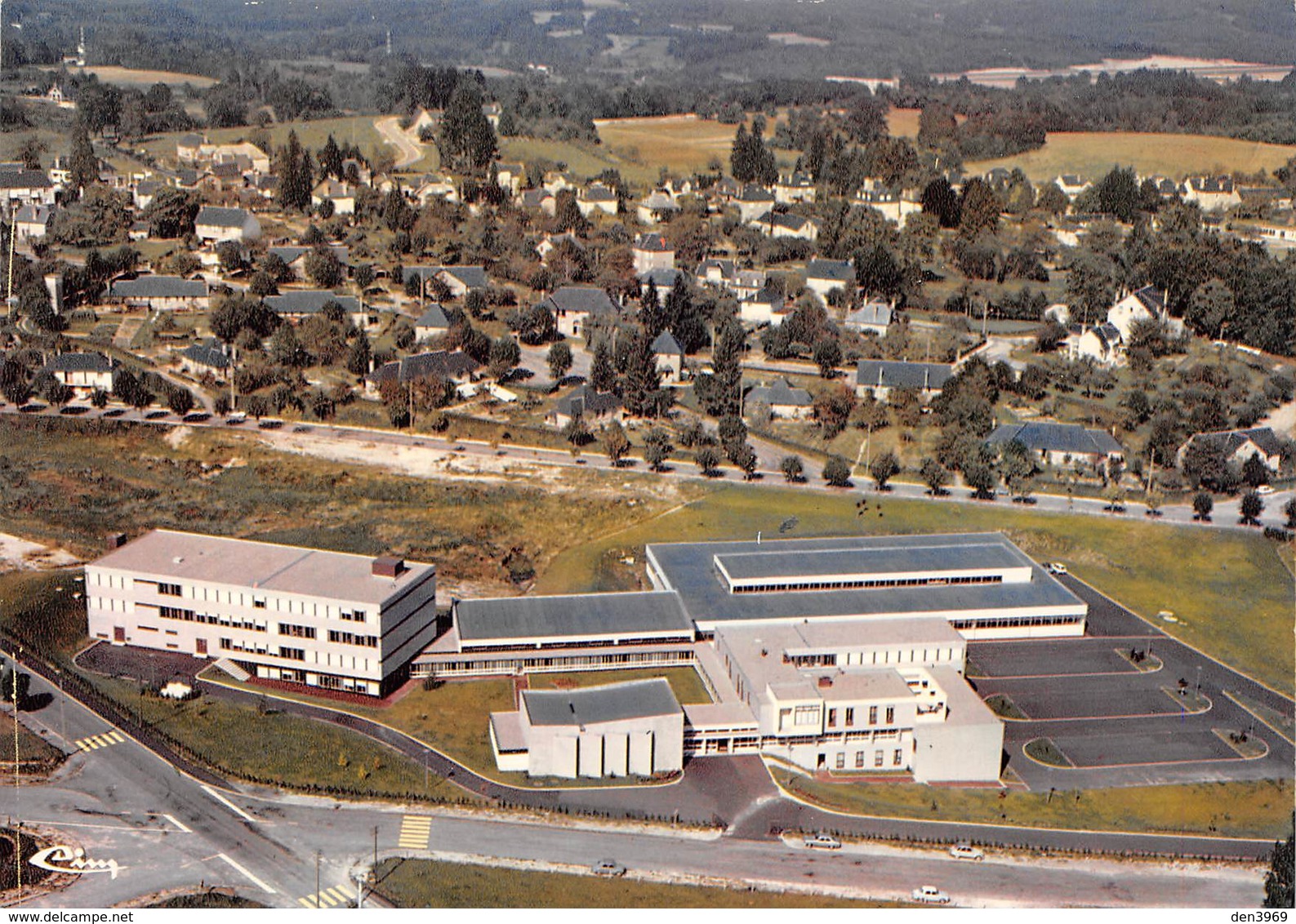 EGLETONS - Vue Aérienne - Institut Universitaire De Technologie - Architecte M. Gleze - Egletons