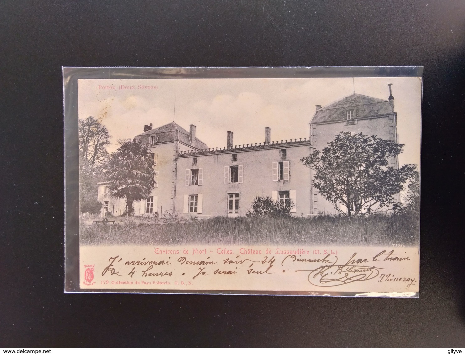 CPA.(79) PRAILLES.  Château De Lussaudière.     (G Bis 816). - Celles-sur-Belle